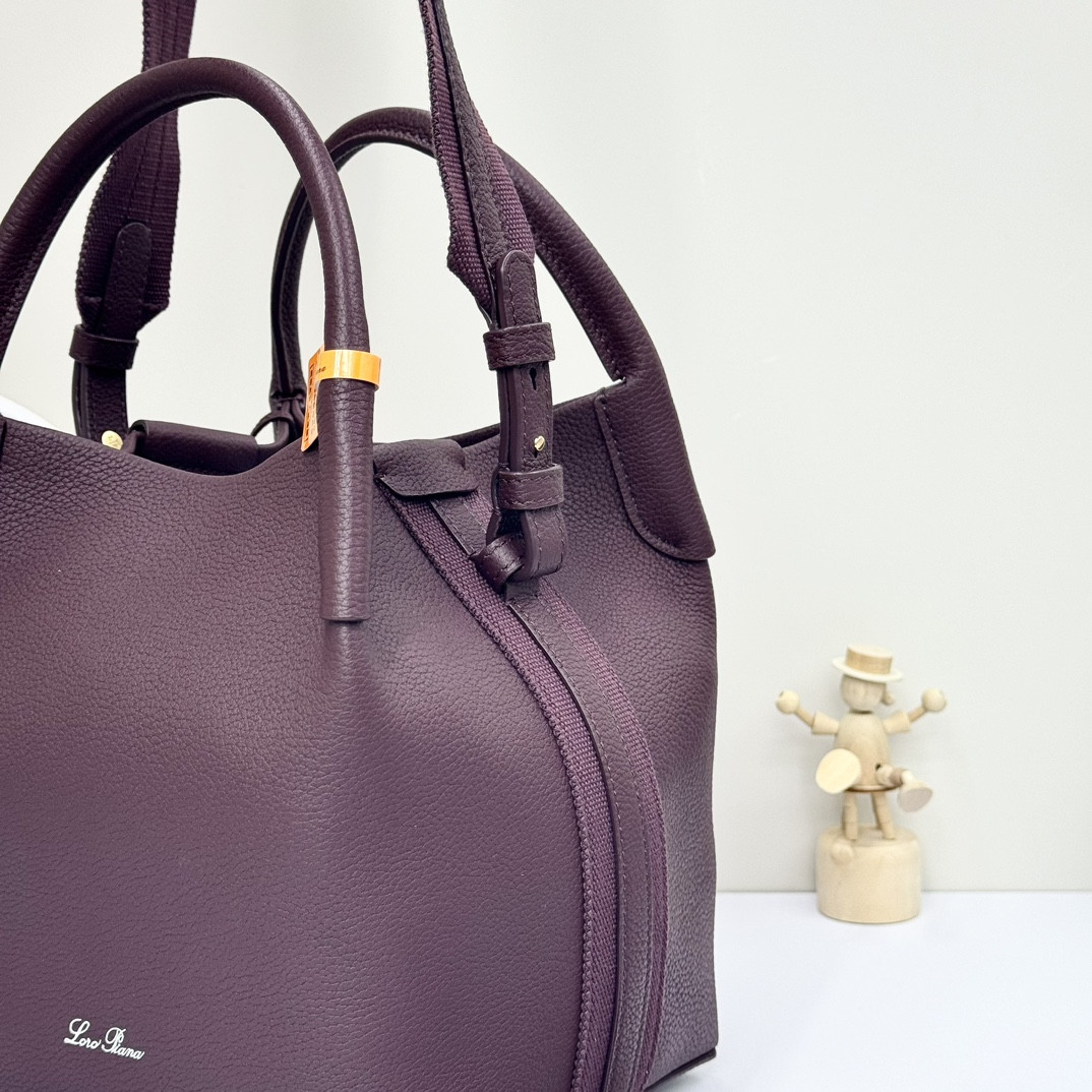 Loro Piana Small Bale Bag Grained Calfskin 17 x 17 x 21 cm