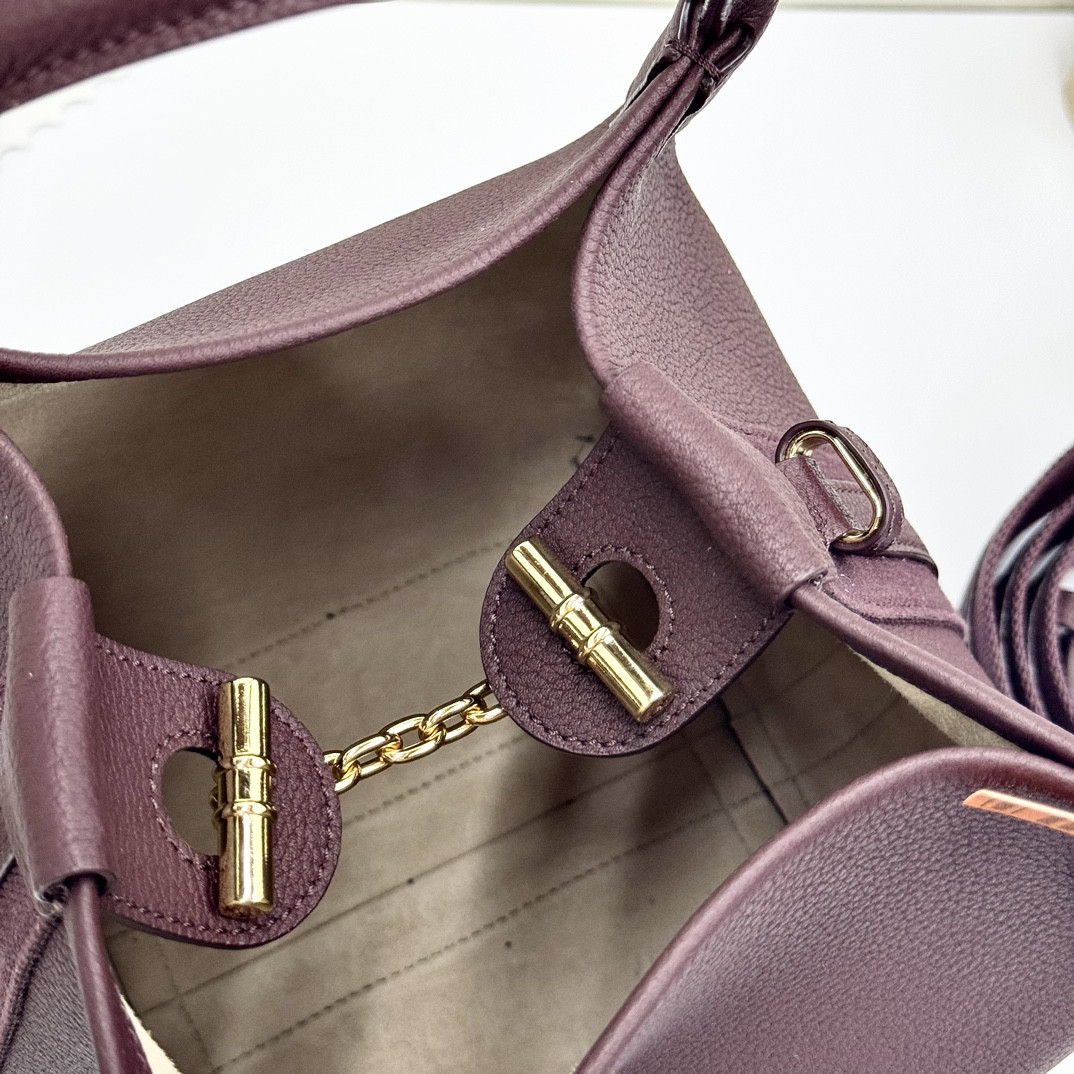 Loro Piana Small Bale Bag Grained Calfskin 17 x 17 x 21 cm