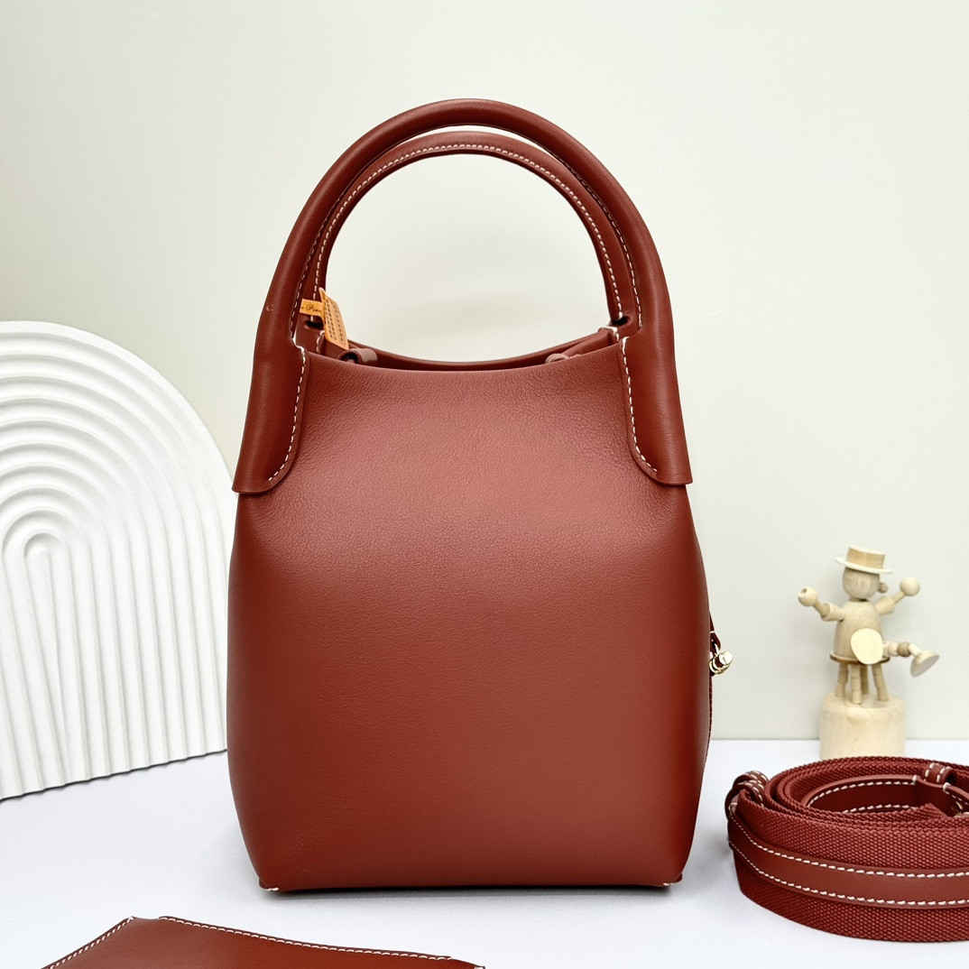 Loro Piana Small Bale Bag Calfskin 17 x 17 x 21 cm