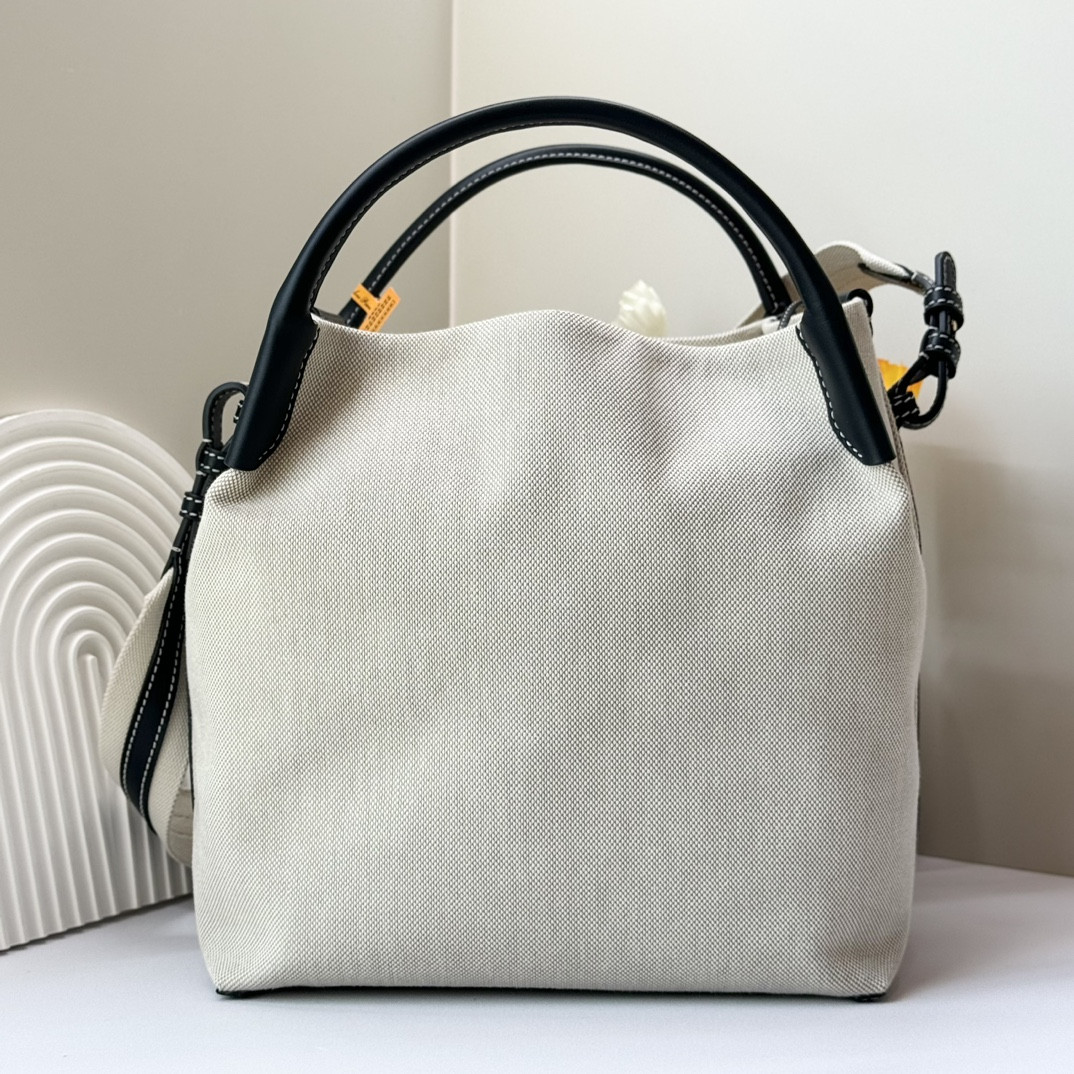 Loro Piana Large Bale Bag 24 x 20 x 27 cm