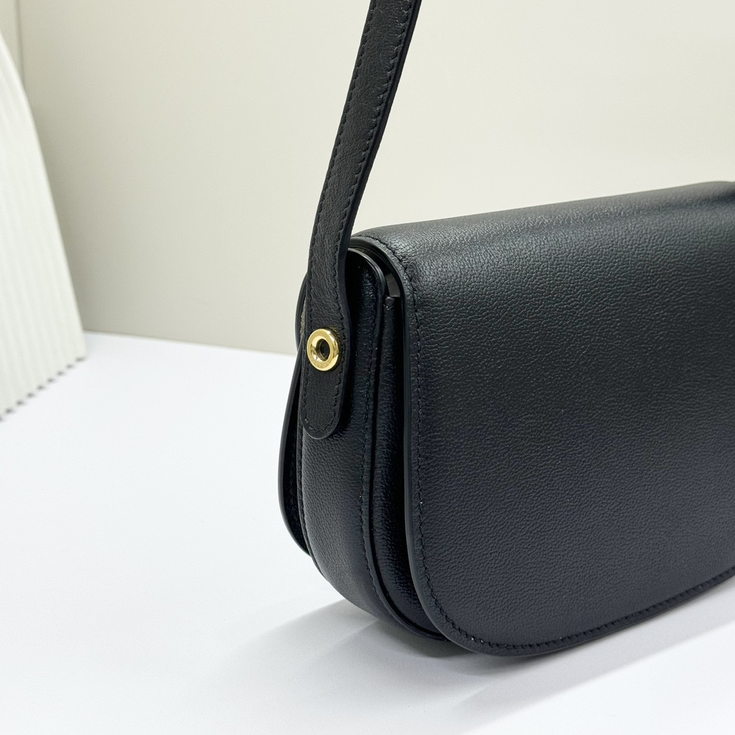 Loro Piana Mini Ghiera Bag 18x13x7 cm