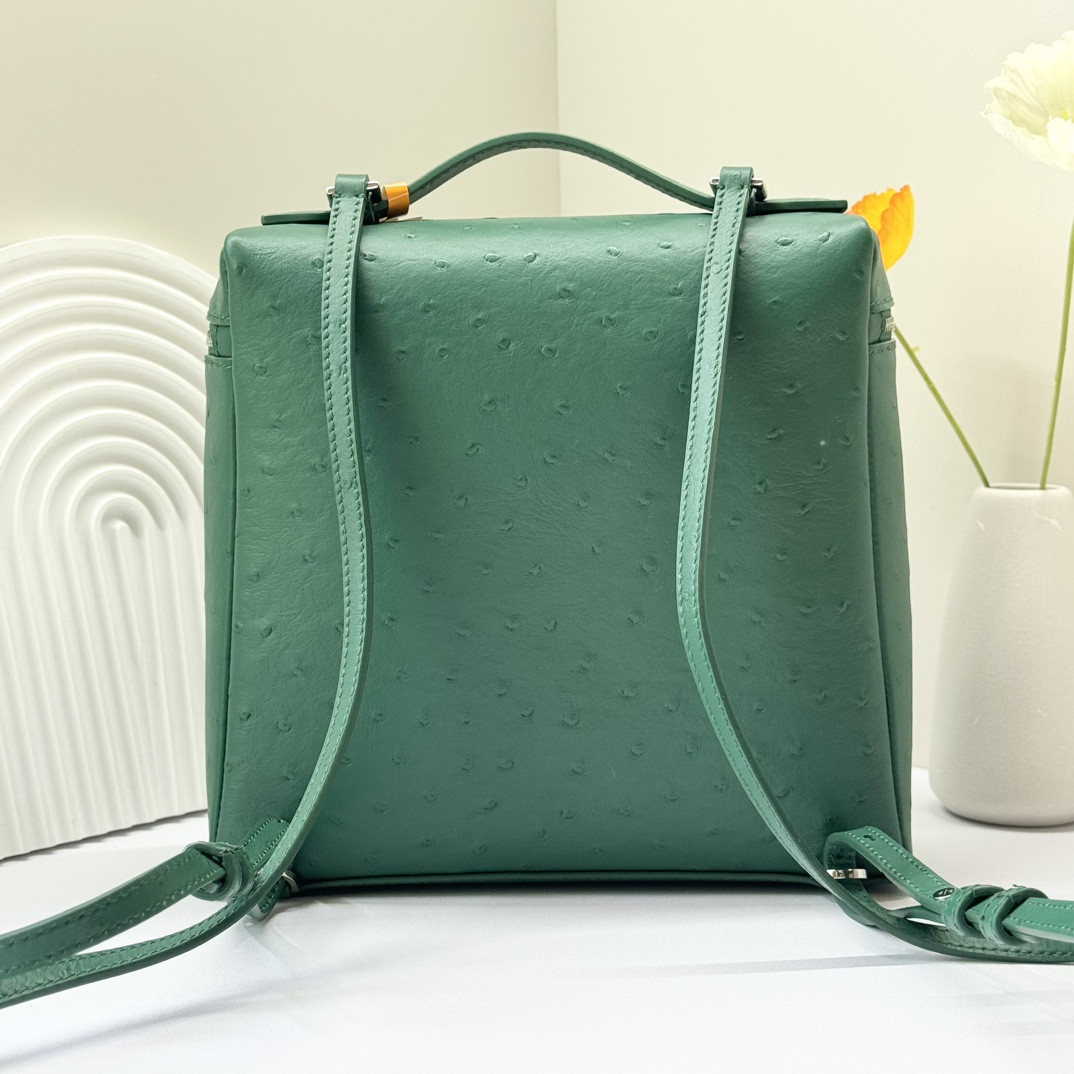 Loro Piana Extra Pocket backpack L23.5 Ostrich-grained Leather 23 x 21 x 8 cm