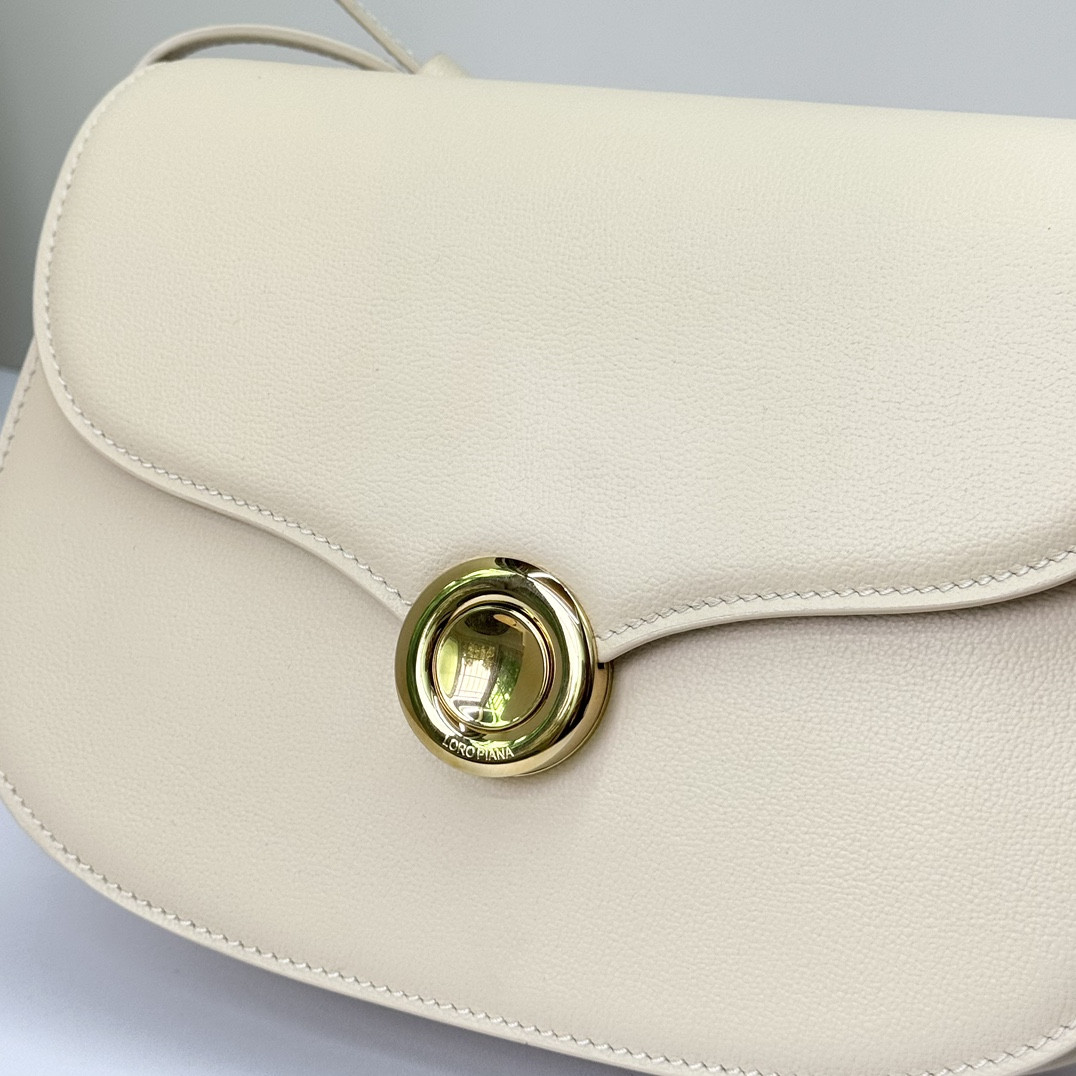 Loro Piana Small Ghiera Bag 23x16x8 cm