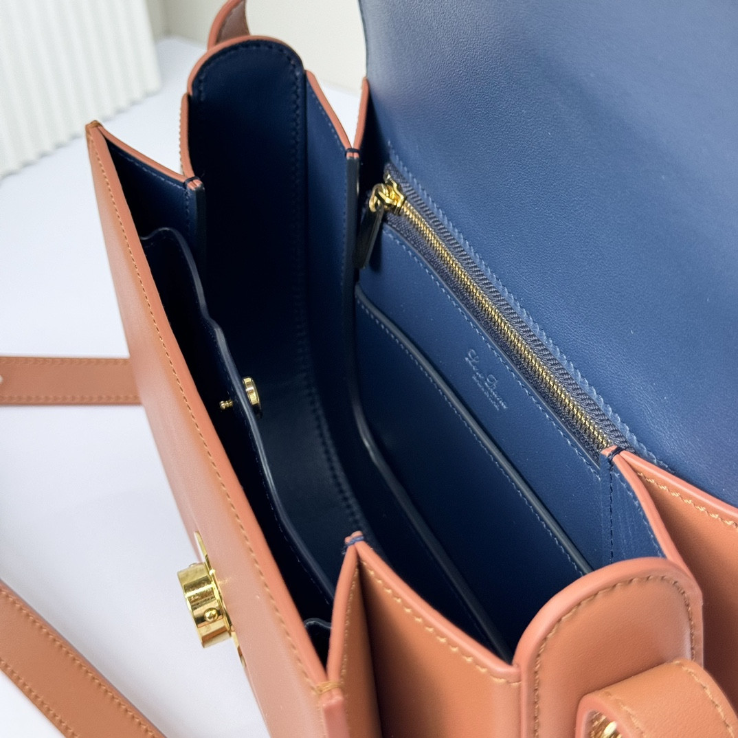 Loro Piana Small Ghiera Bag 23x16x8 cm