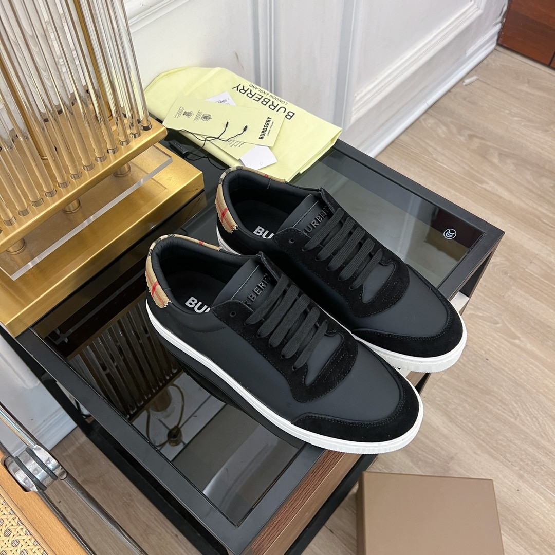 UA Burberry Sneakers