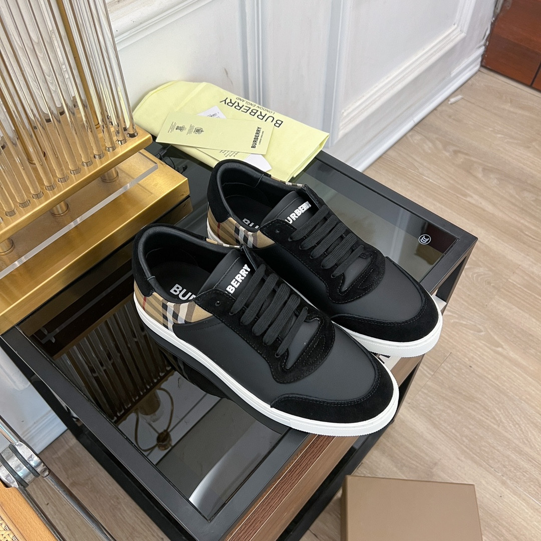 UA Burberry Sneakers