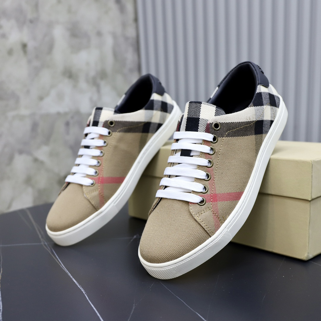 UA Burberry Sneakers