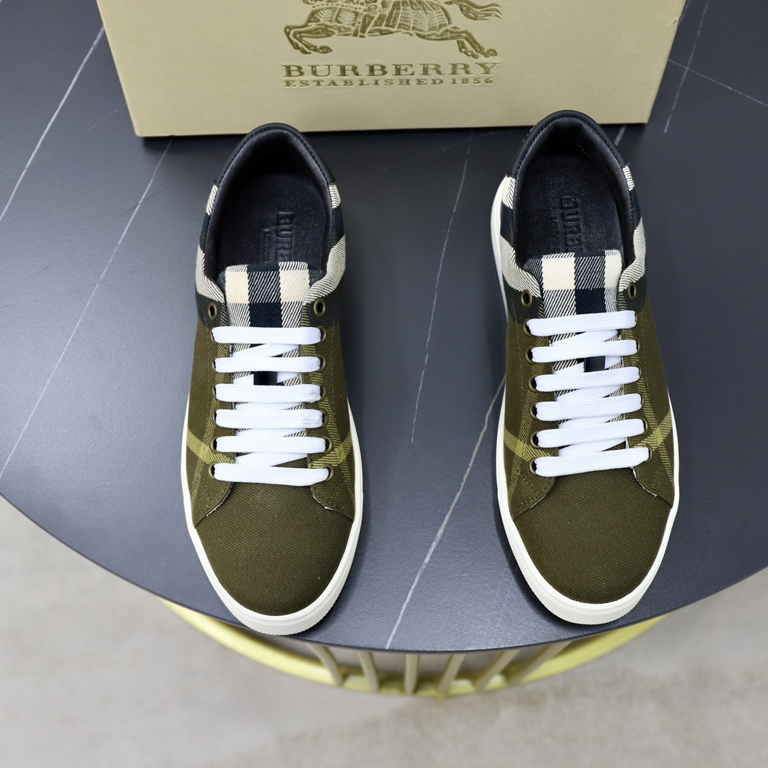 UA Burberry Sneakers