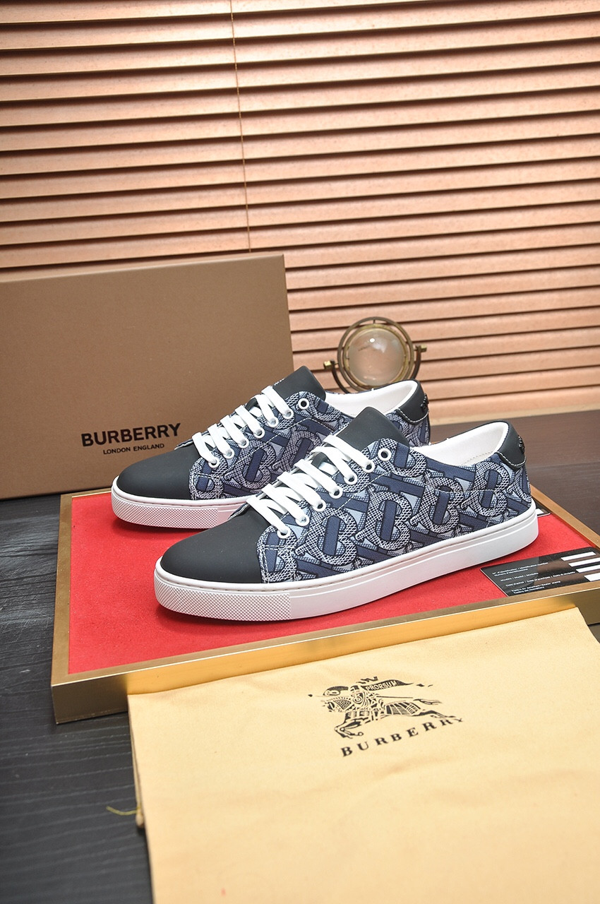 UA Burberry Sneakers