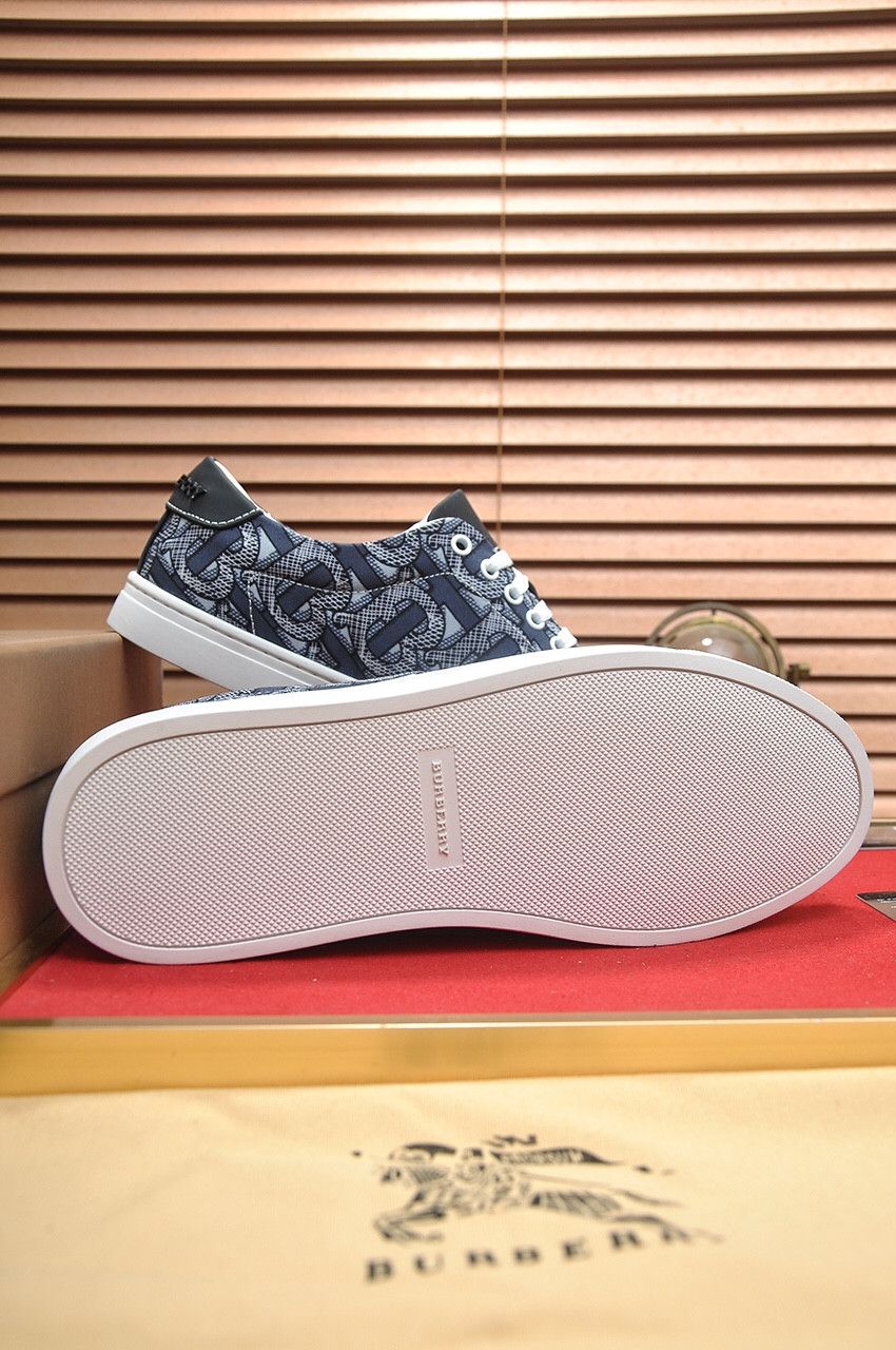 UA Burberry Sneakers