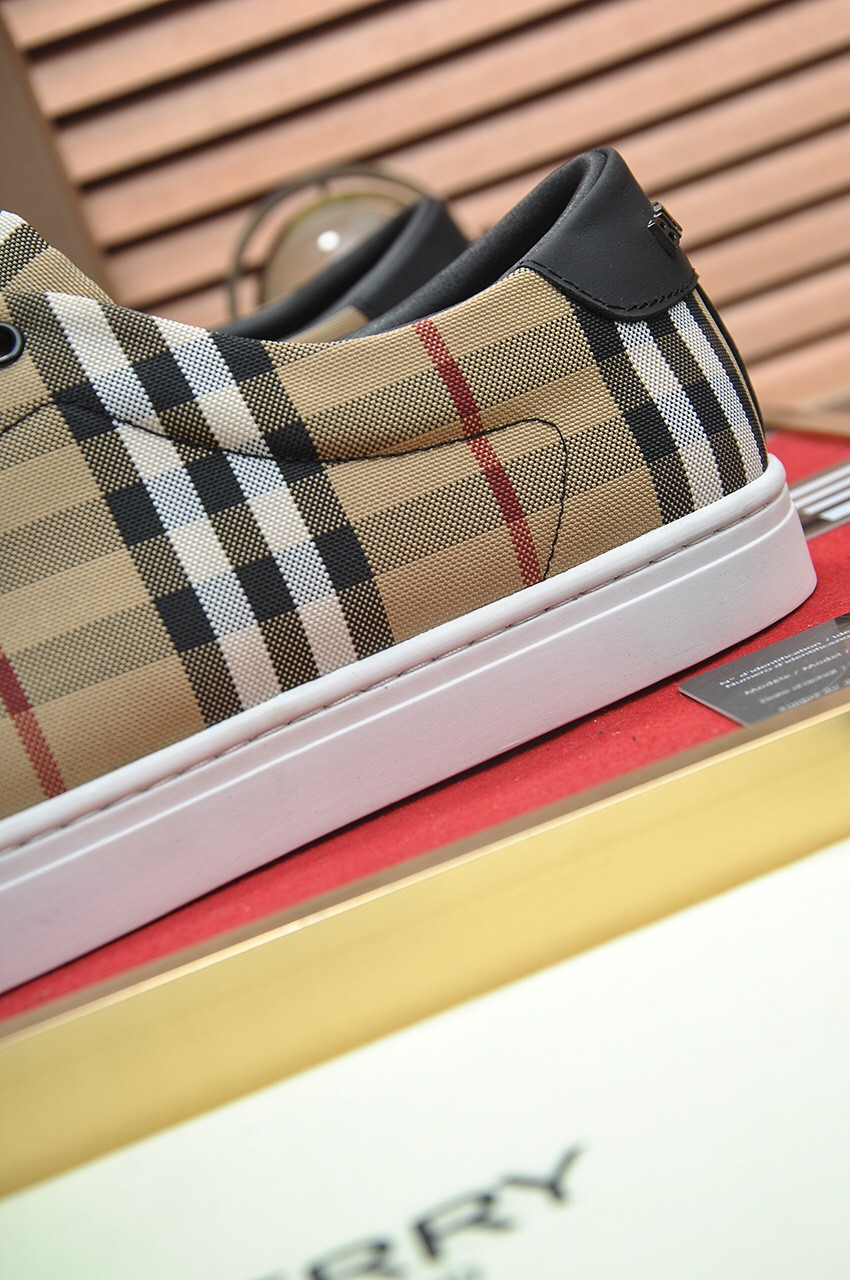 UA Burberry Check Sneakers