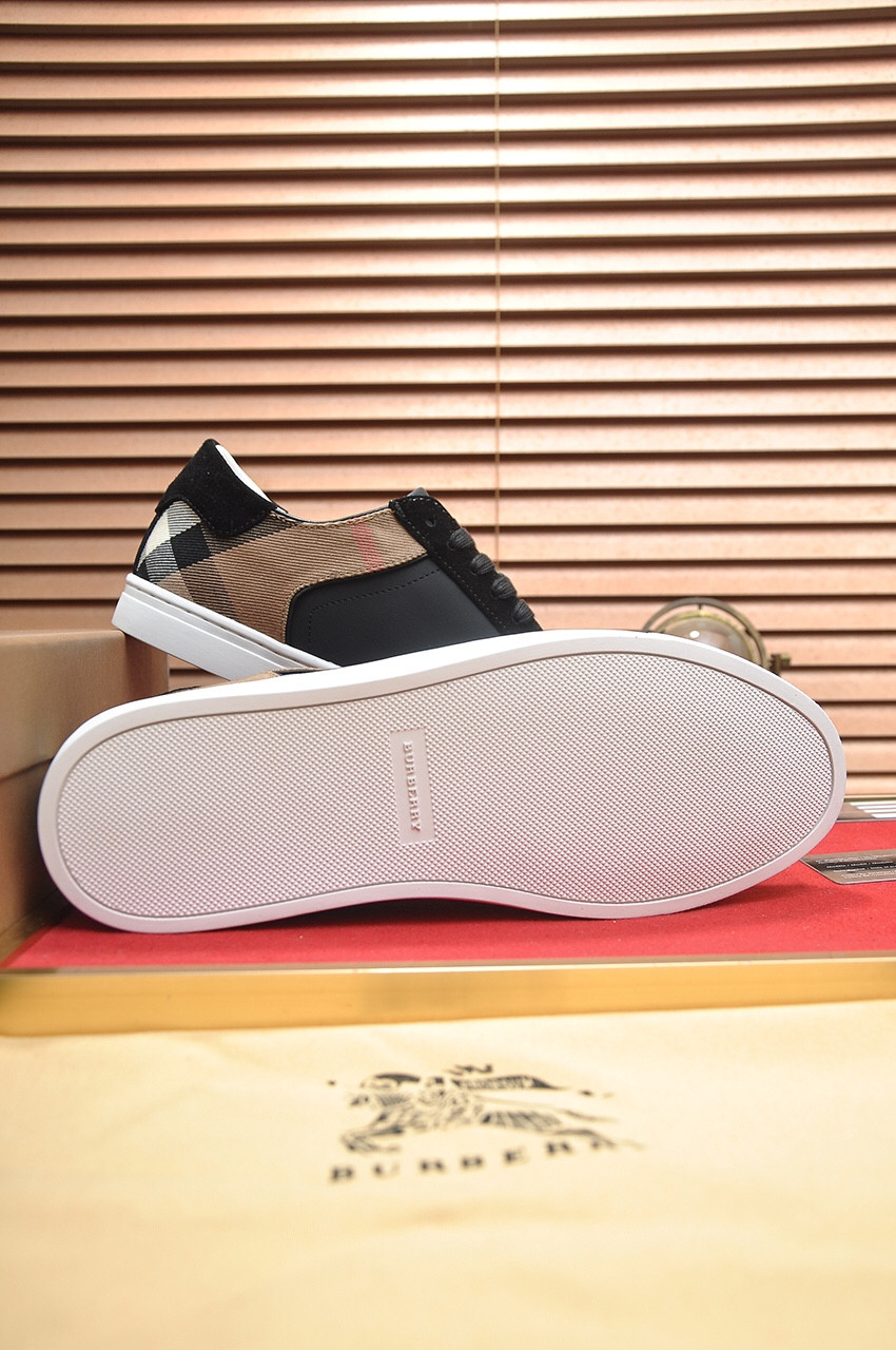 UA Burberry Sneakers