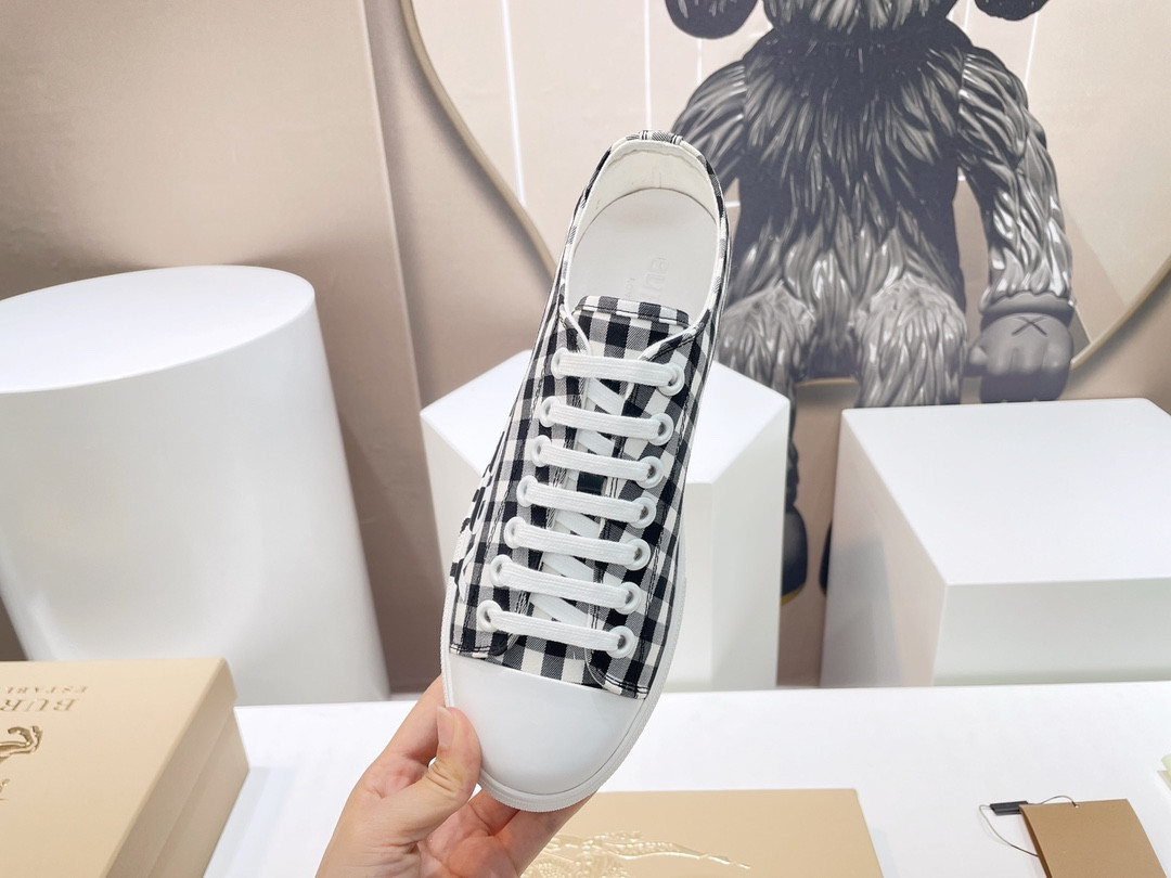 UA Burberry Check Sneakers