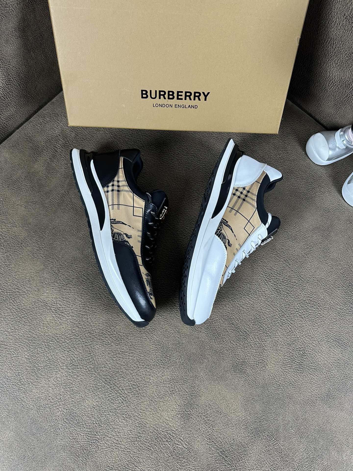 UA Burberry Sneakers