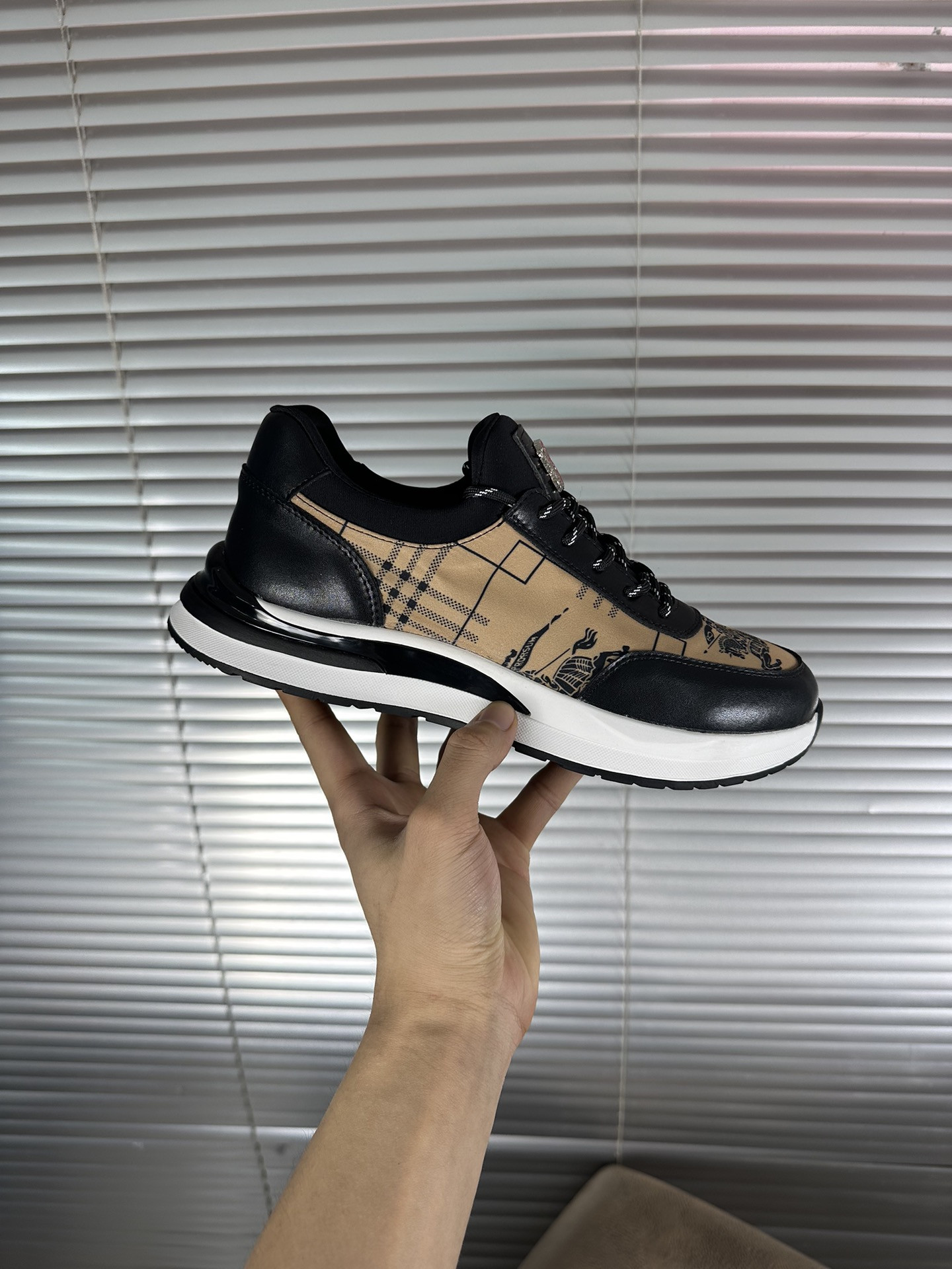 UA Burberry Sneakers