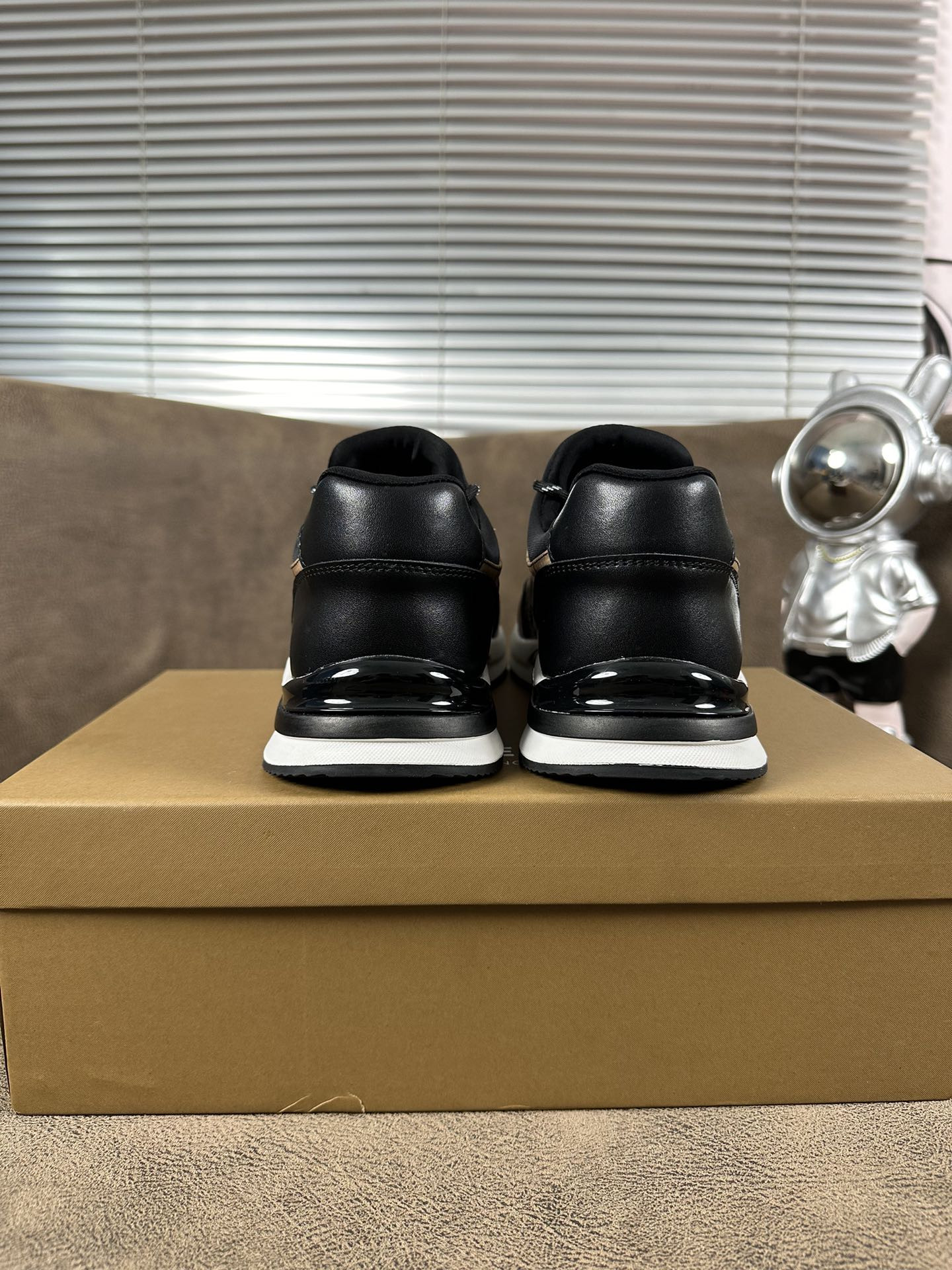 UA Burberry Sneakers