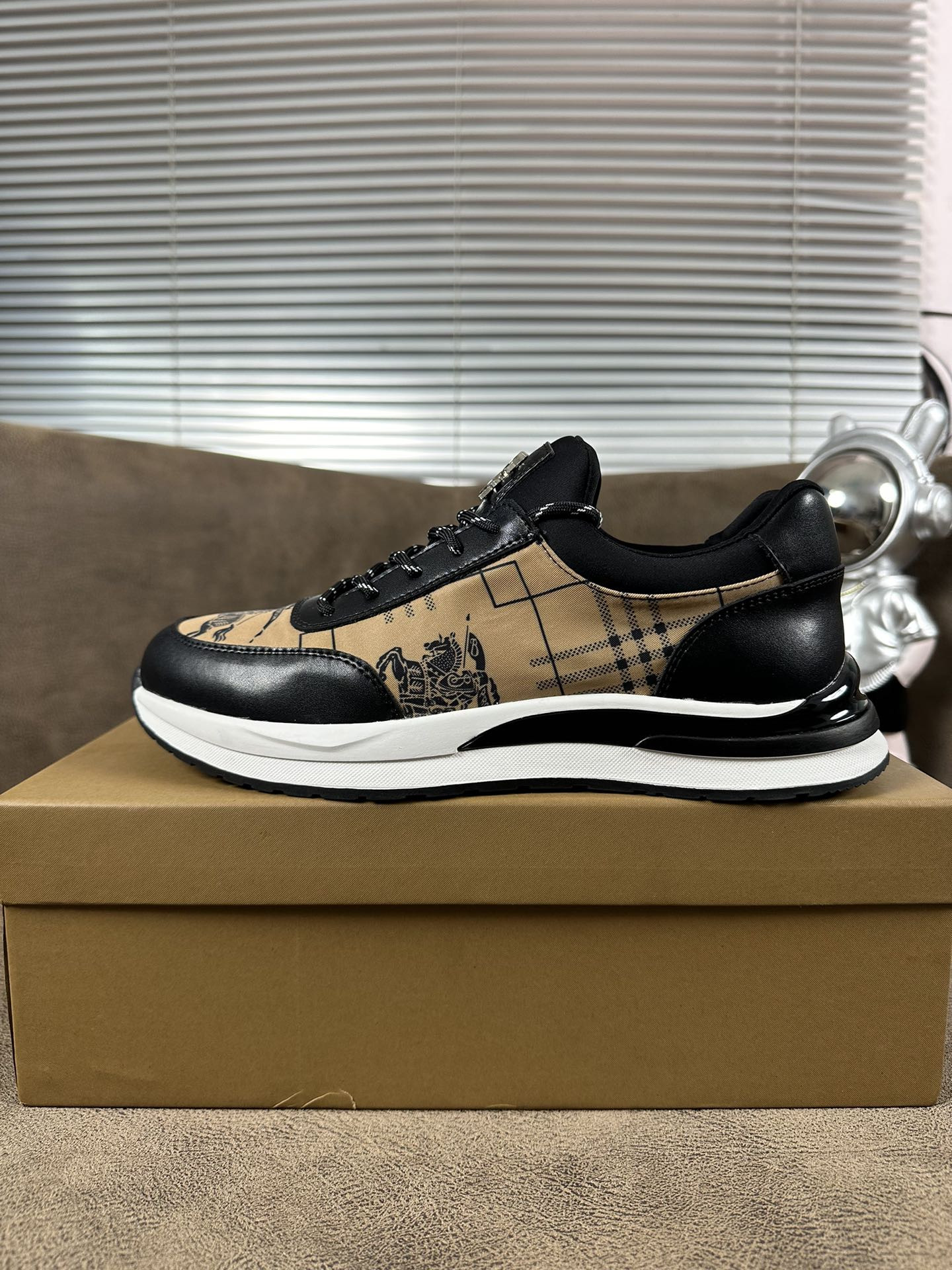 UA Burberry Sneakers