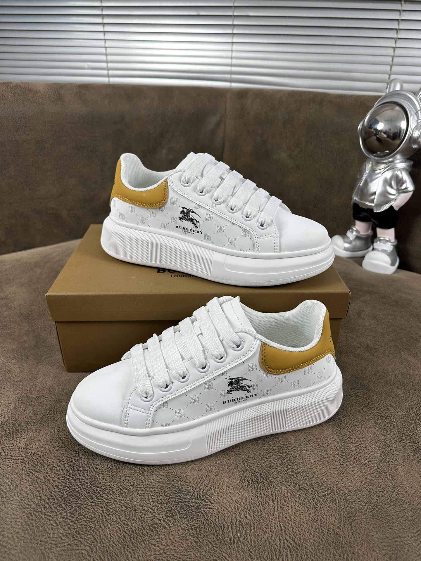 UA Burberry Sneakers