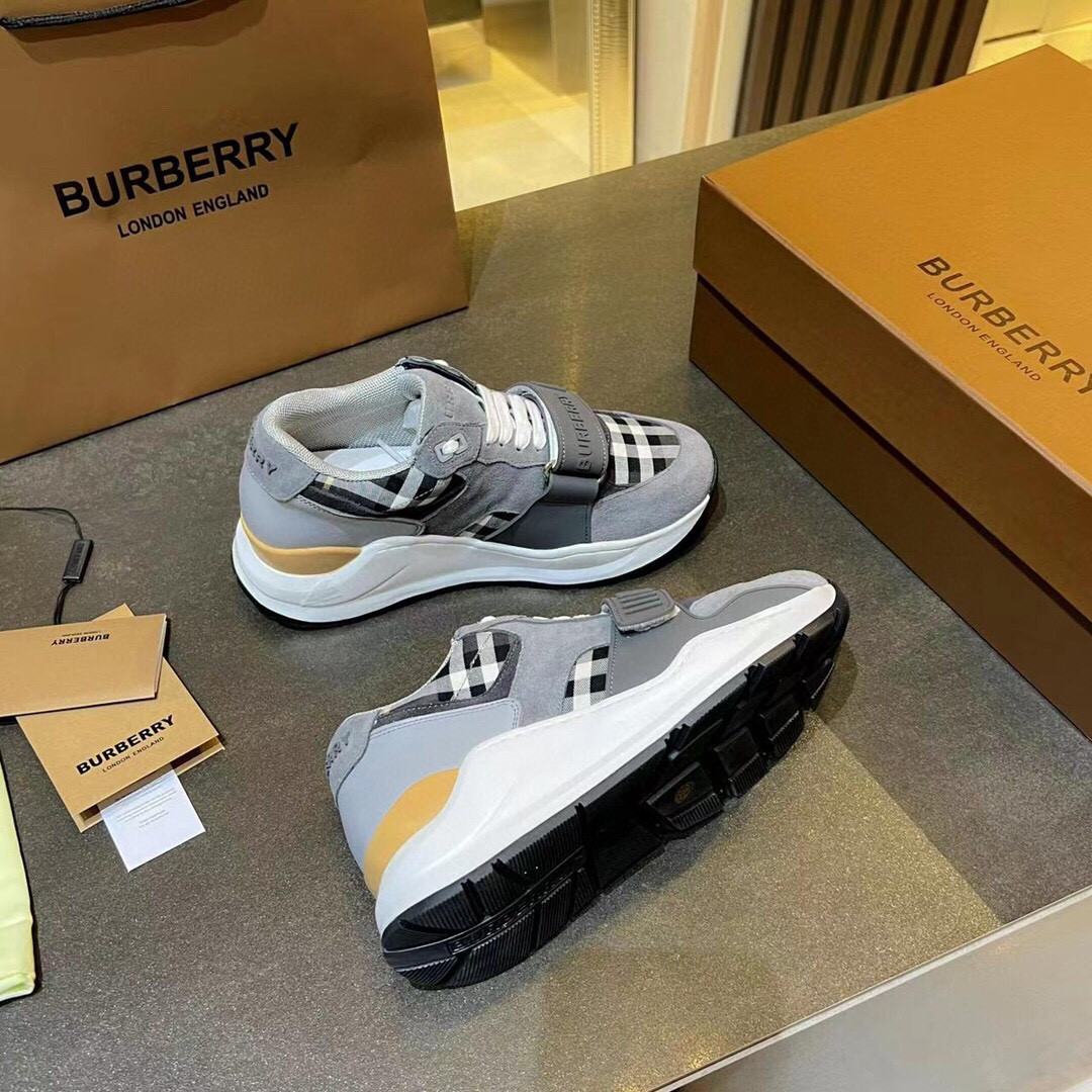 UA Burberry Sneakers
