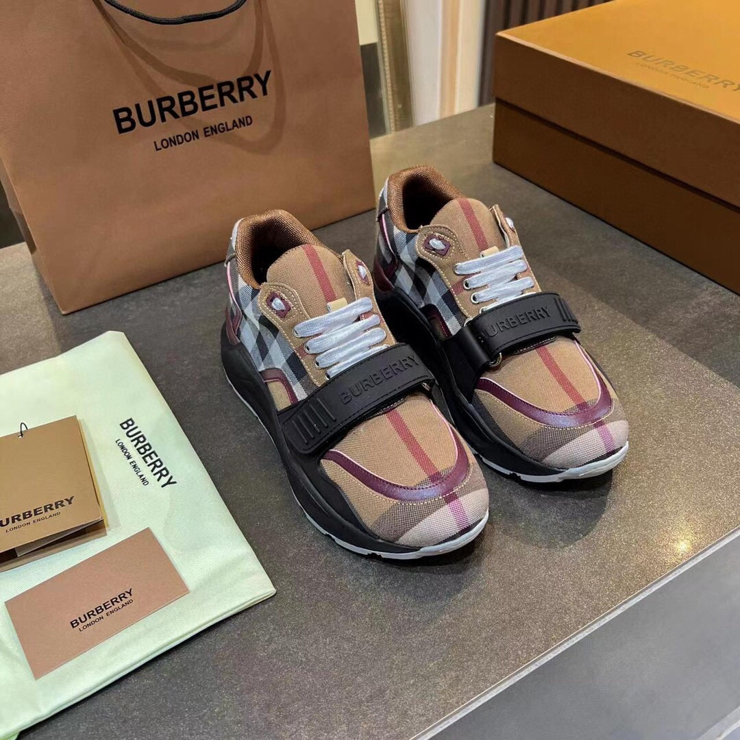 UA Burberry Sneakers