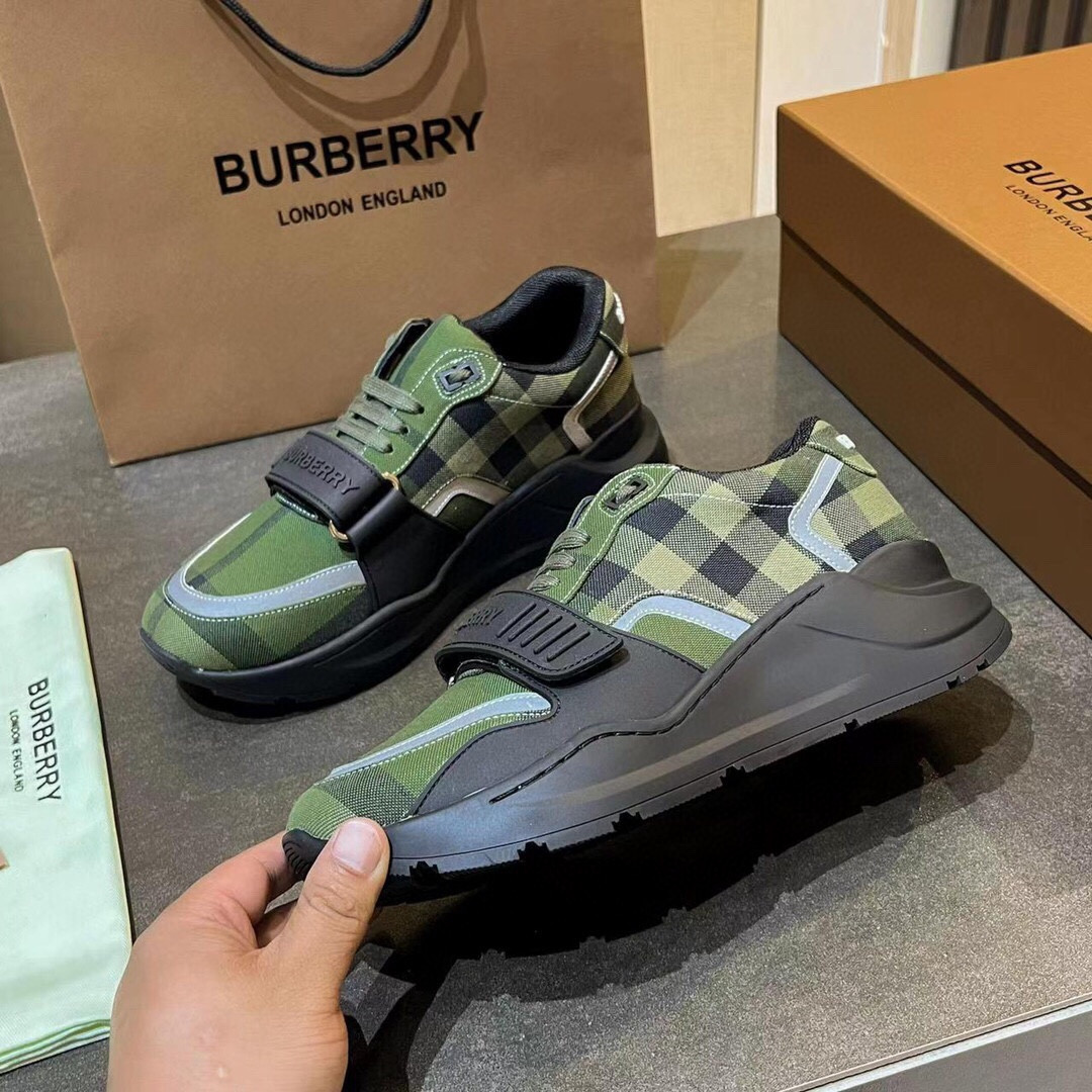 UA Burberry Sneakers