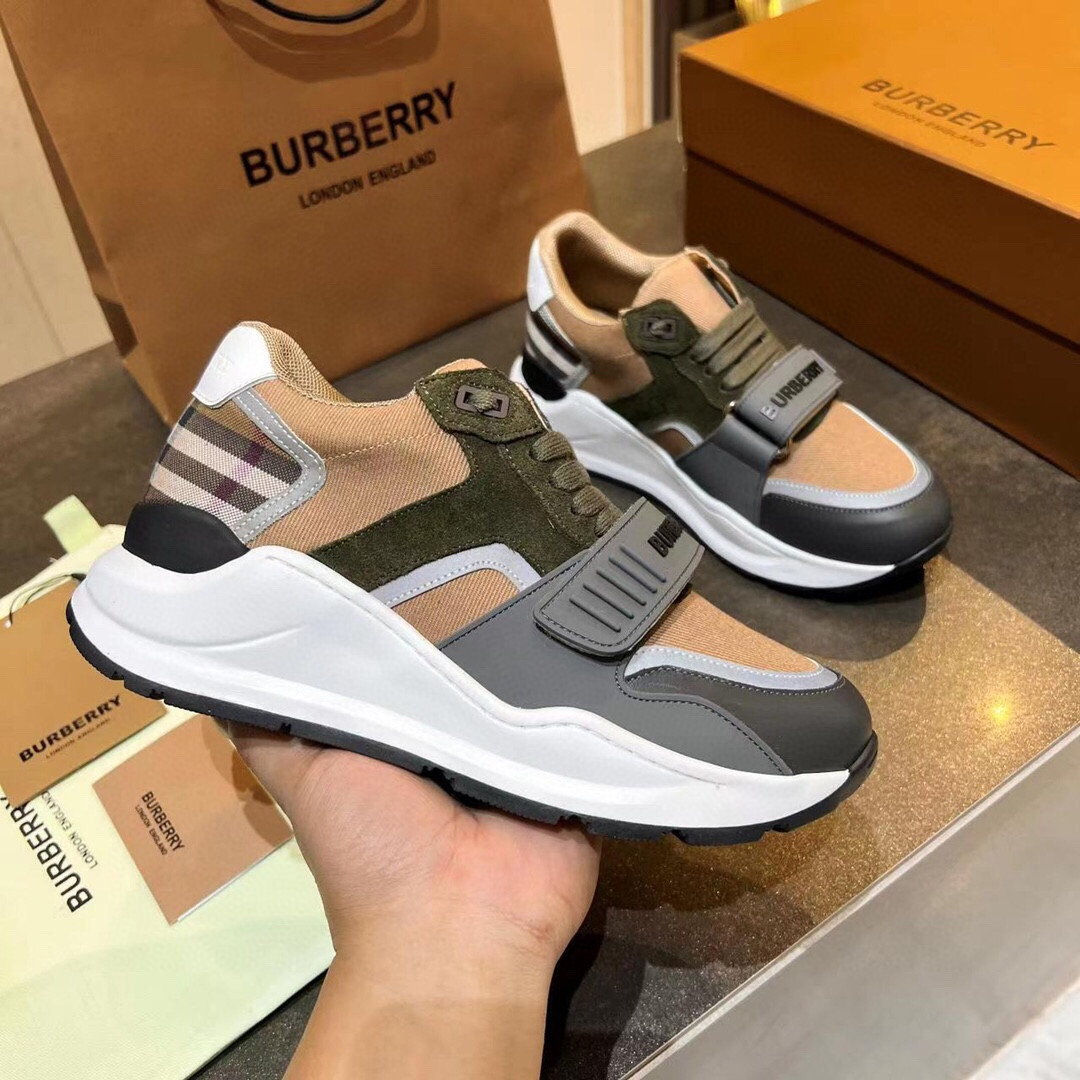 UA Burberry Sneakers