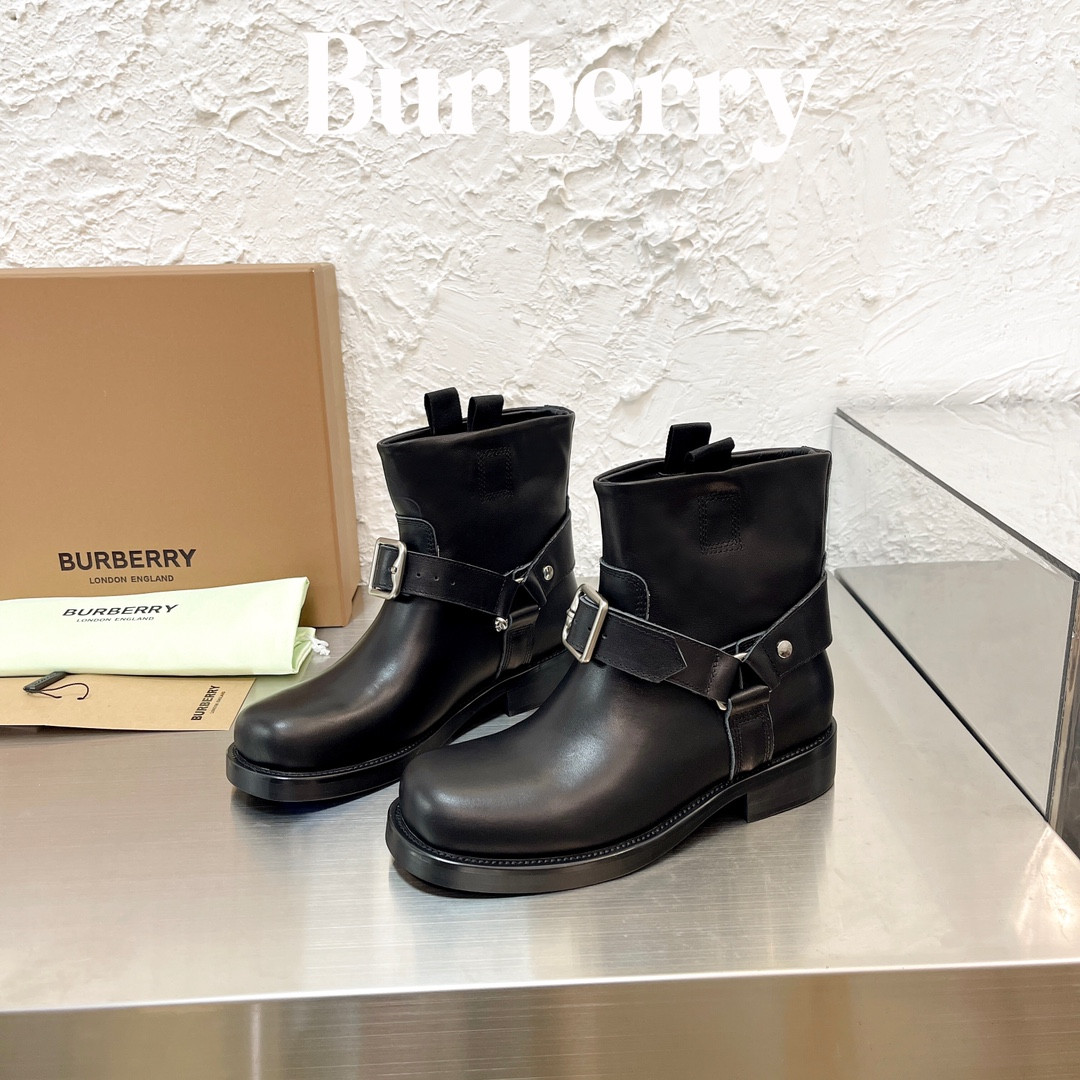 UA Burberry Boots