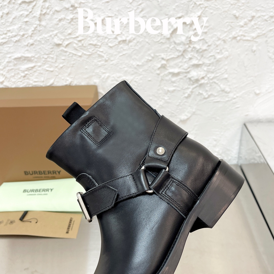 UA Burberry Boots