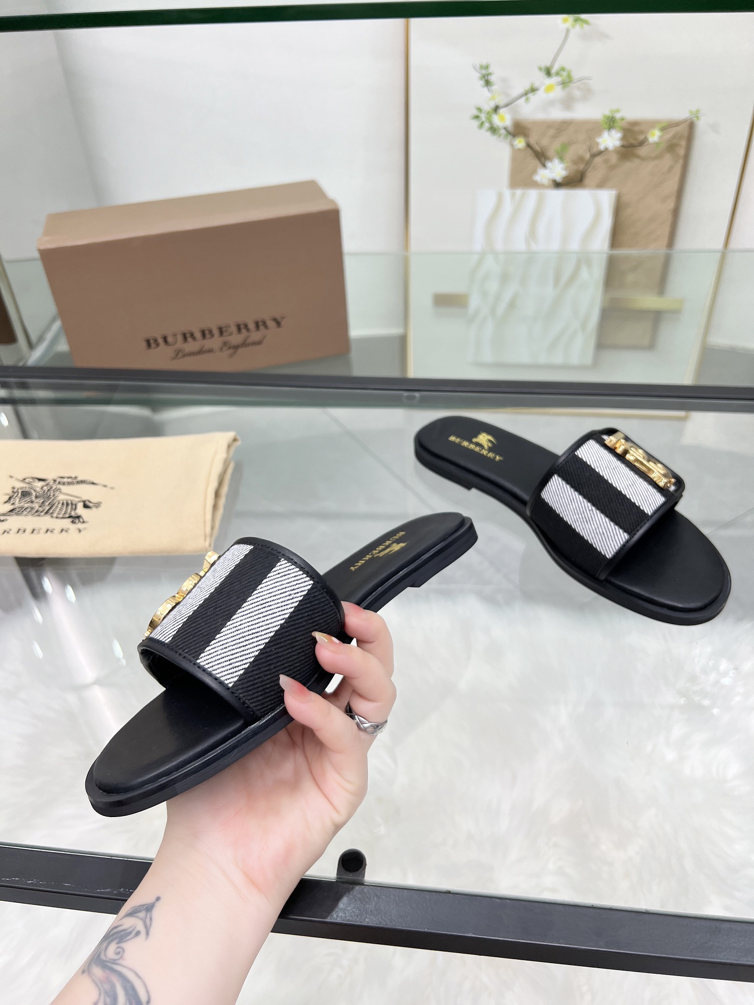 UA Burberry Slides