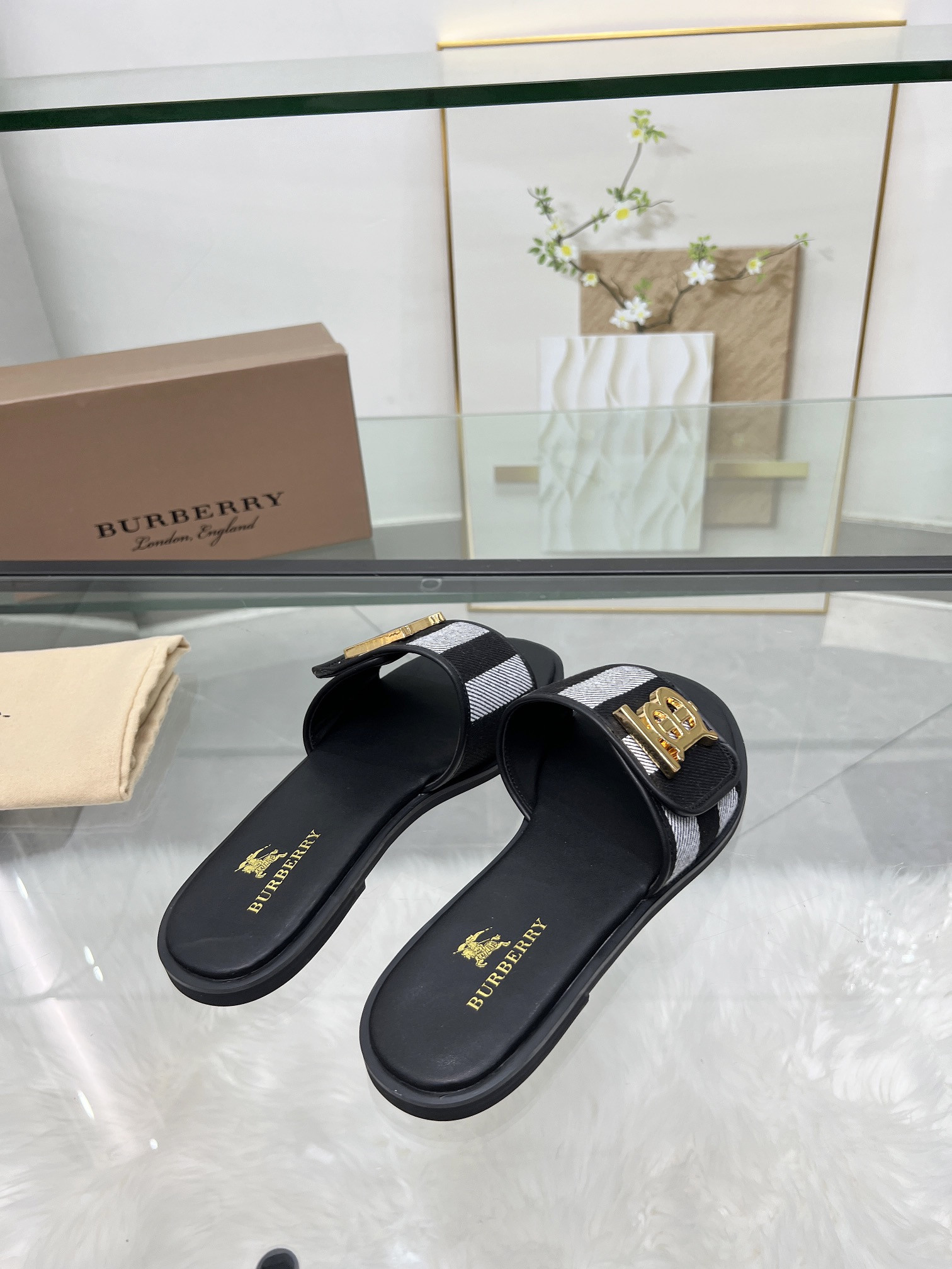 UA Burberry Slides