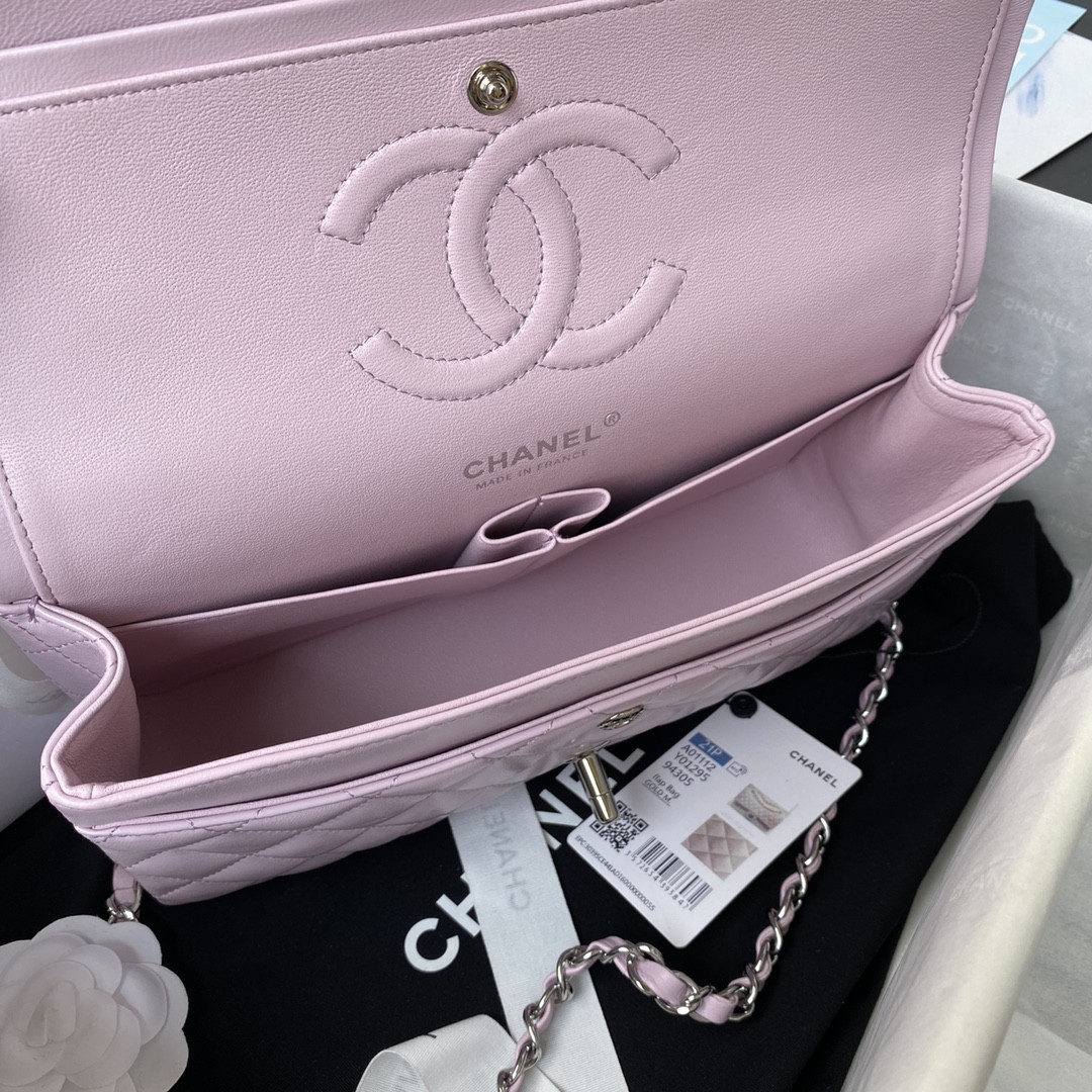 Chanel Classic Flap Bag 15.5×25.5×6.5cm