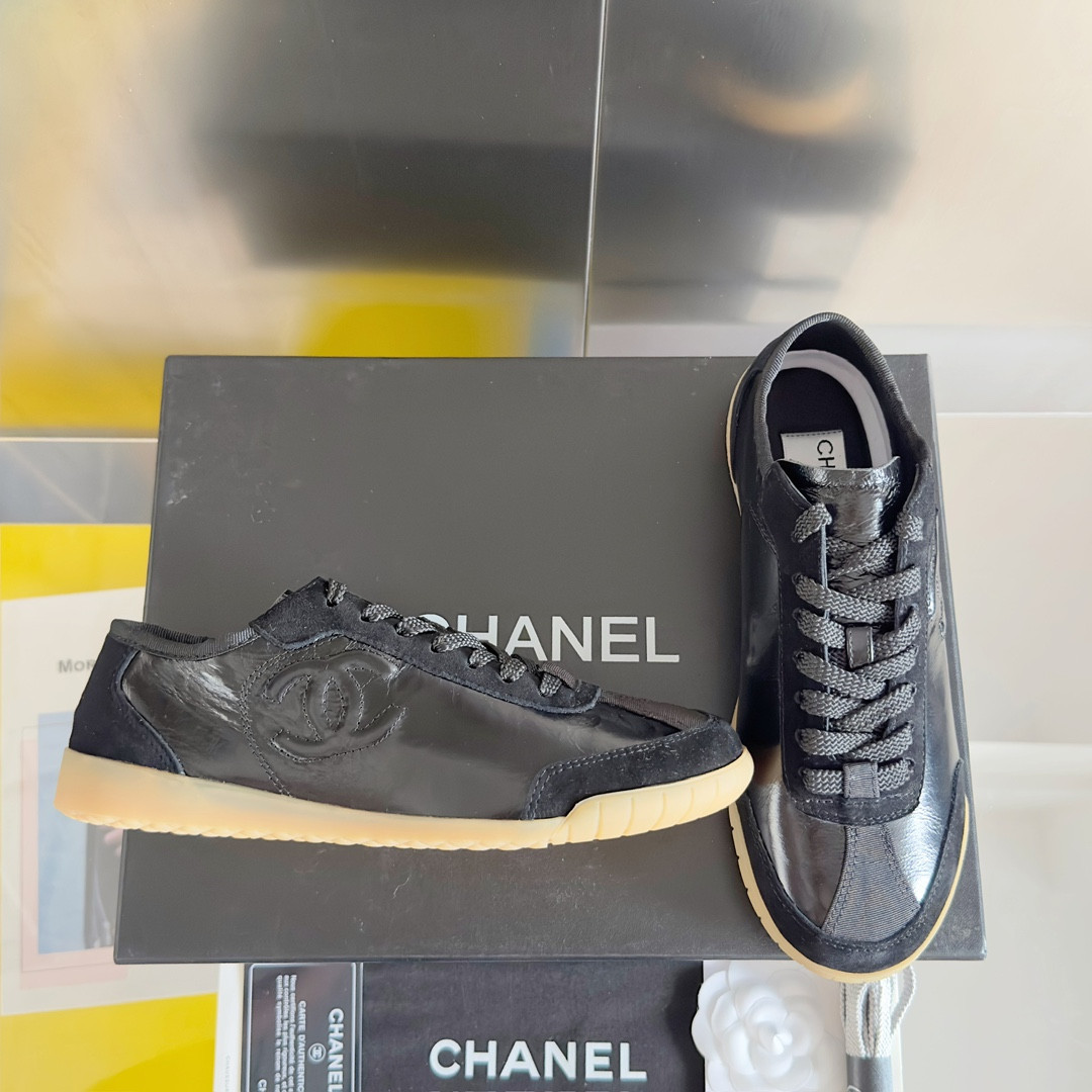 UA CHANEL SNEAKER