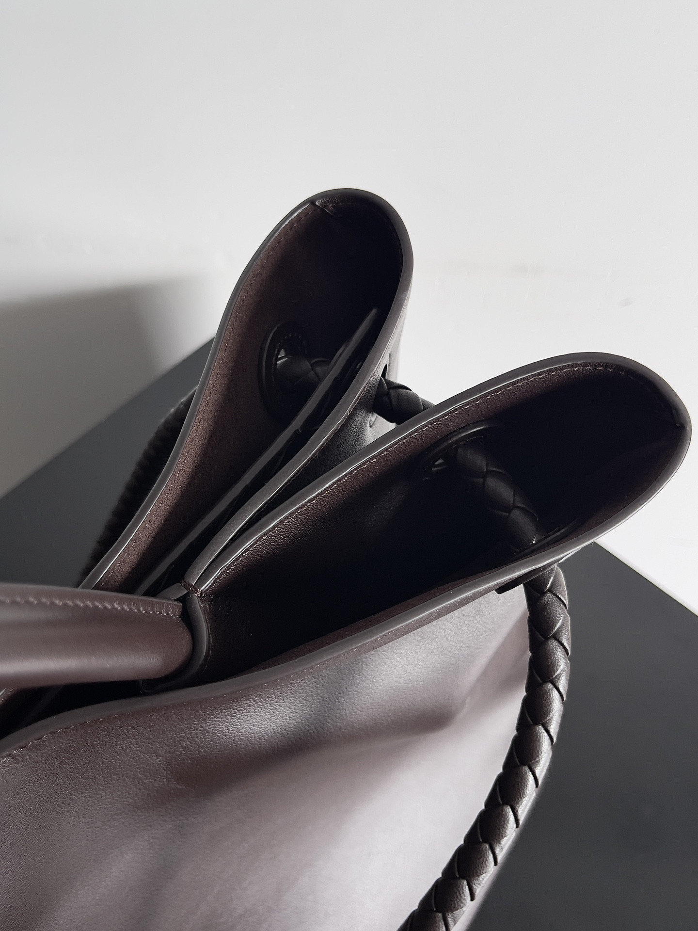 Bottega Veneta Large Andiamo 42x18x35cm