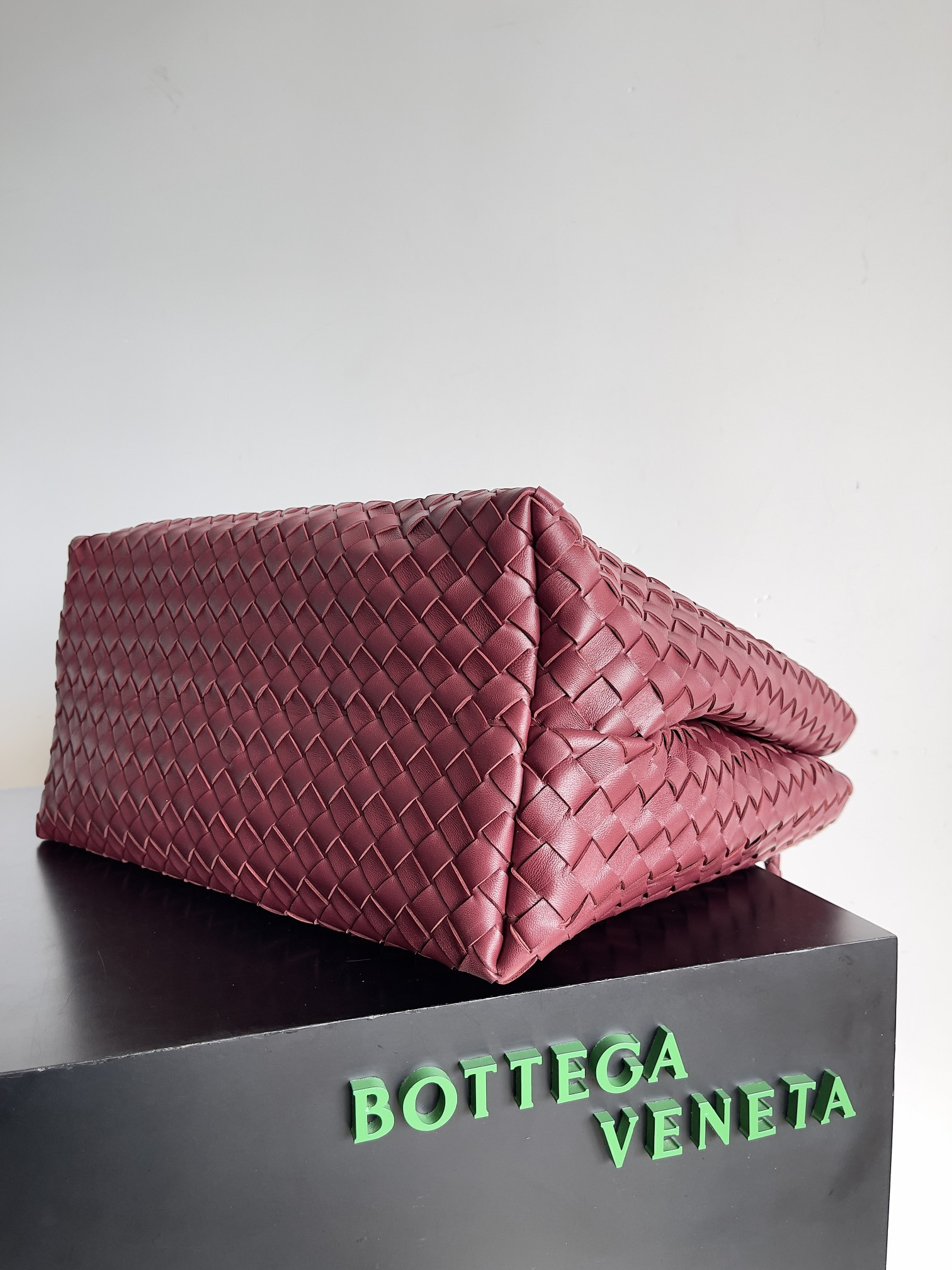 Bottega Veneta Large Andiamo 42x18x35cm