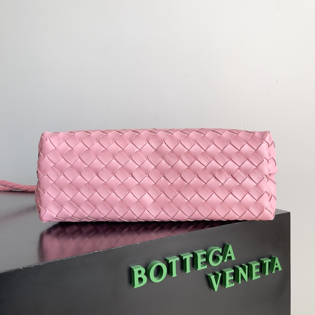Bottega Veneta Medium Andiamo 32x25x11CM