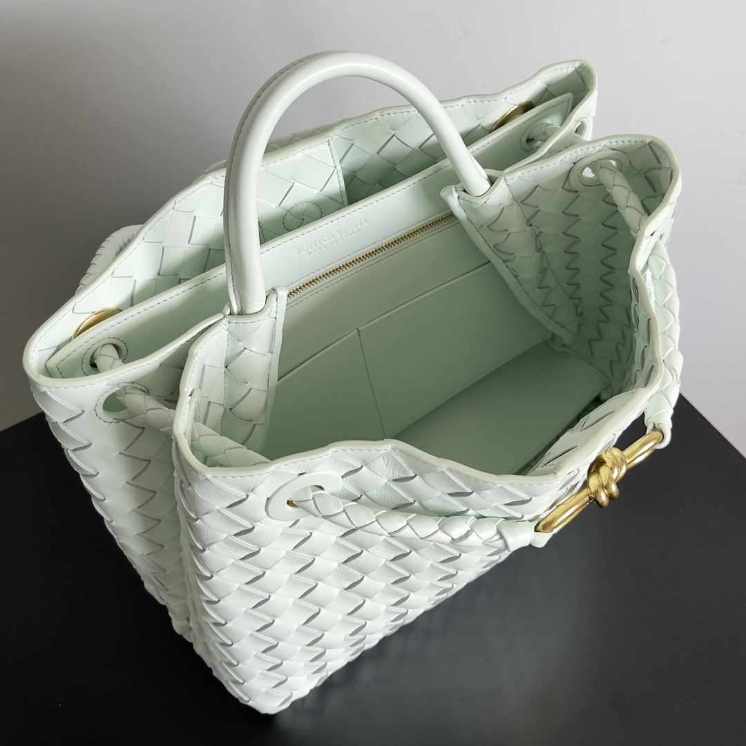 Bottega Veneta Medium Andiamo 32x25x11CM