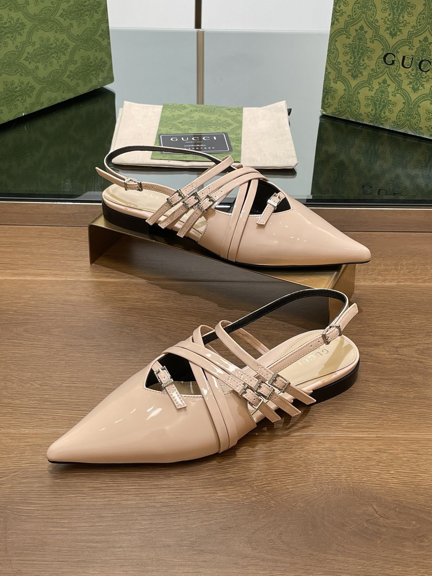 UA GUCCI Strappy Ballet Flat