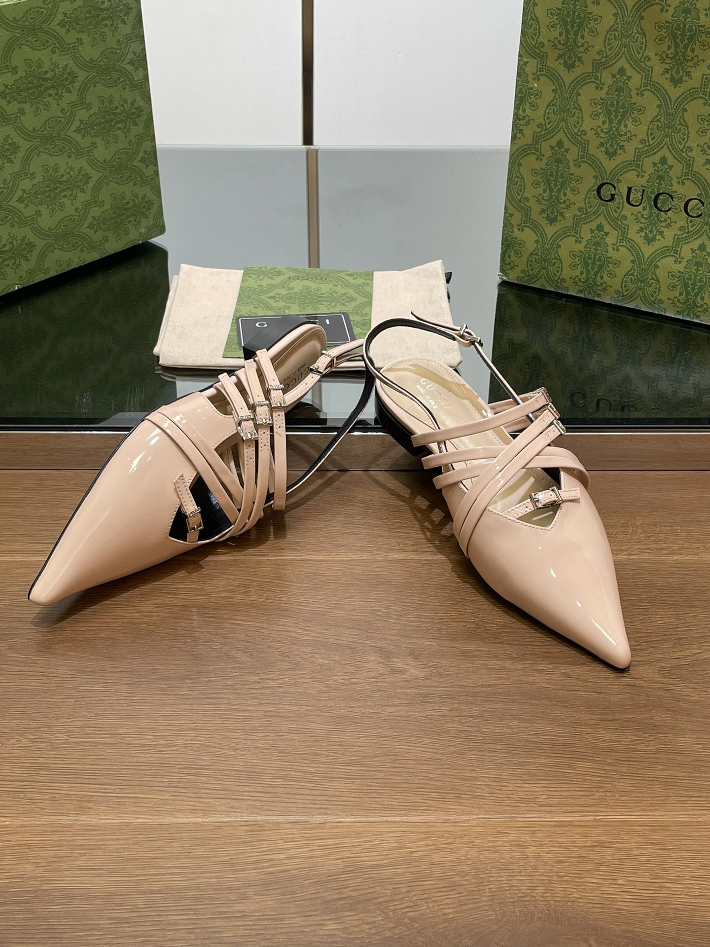 UA GUCCI Strappy Ballet Flat