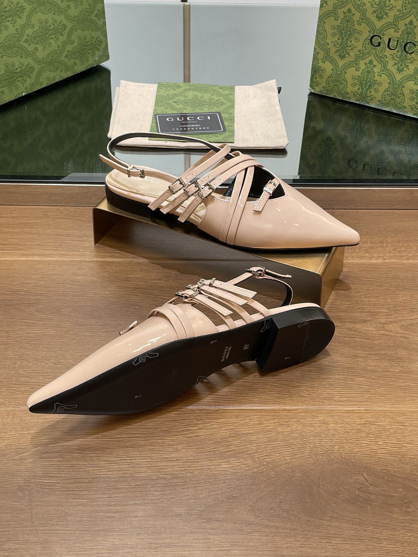 UA GUCCI Strappy Ballet Flat