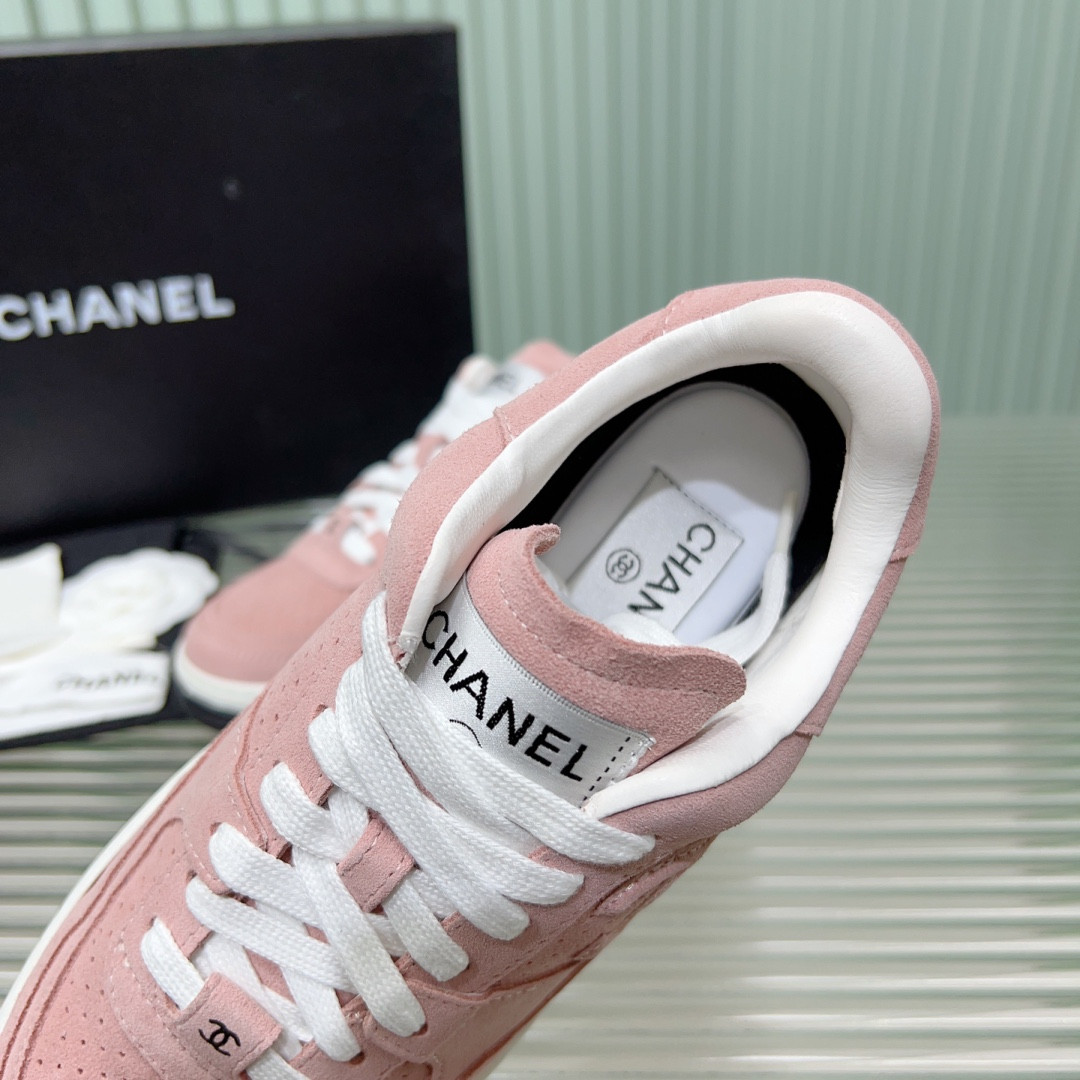 UA CHANEL SNEAKER