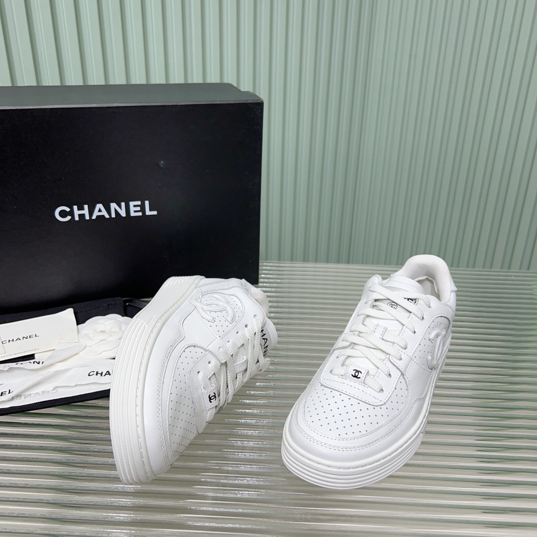 UA CHANEL SNEAKER