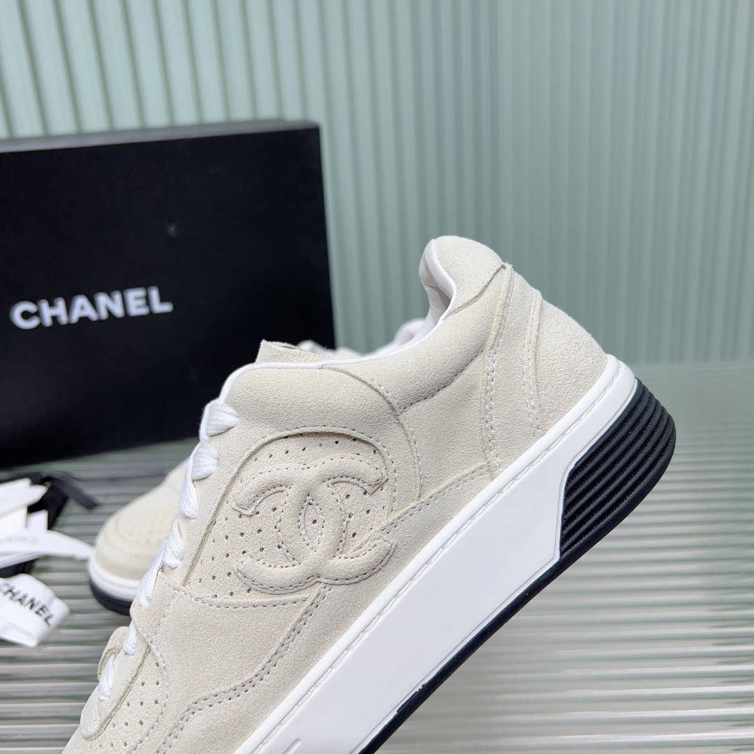 UA CHANEL SNEAKER