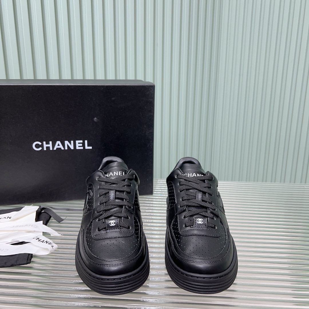 UA CHANEL SNEAKER
