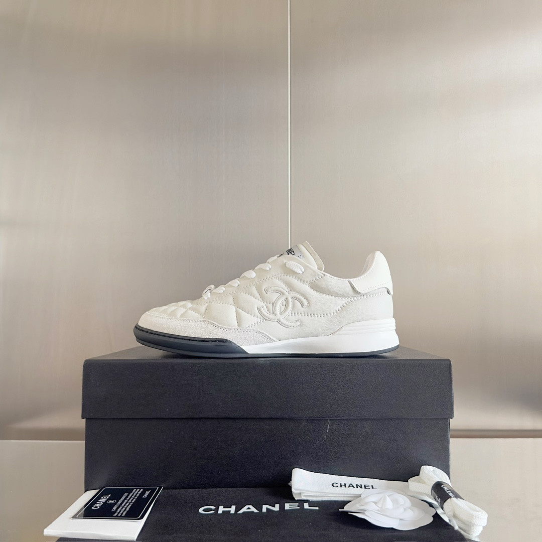 UA CHANEL SNEAKER
