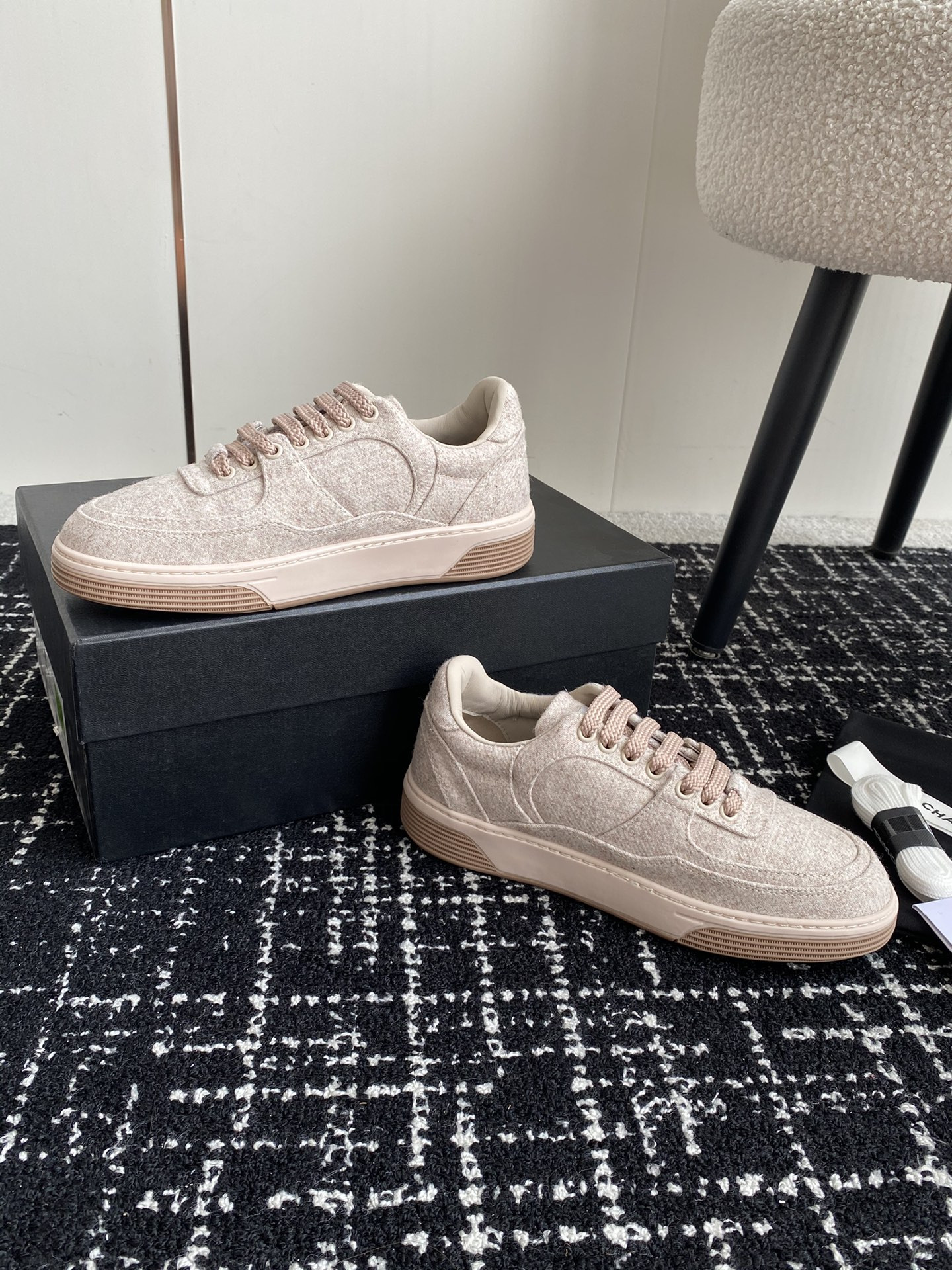 UA CHANEL SNEAKER