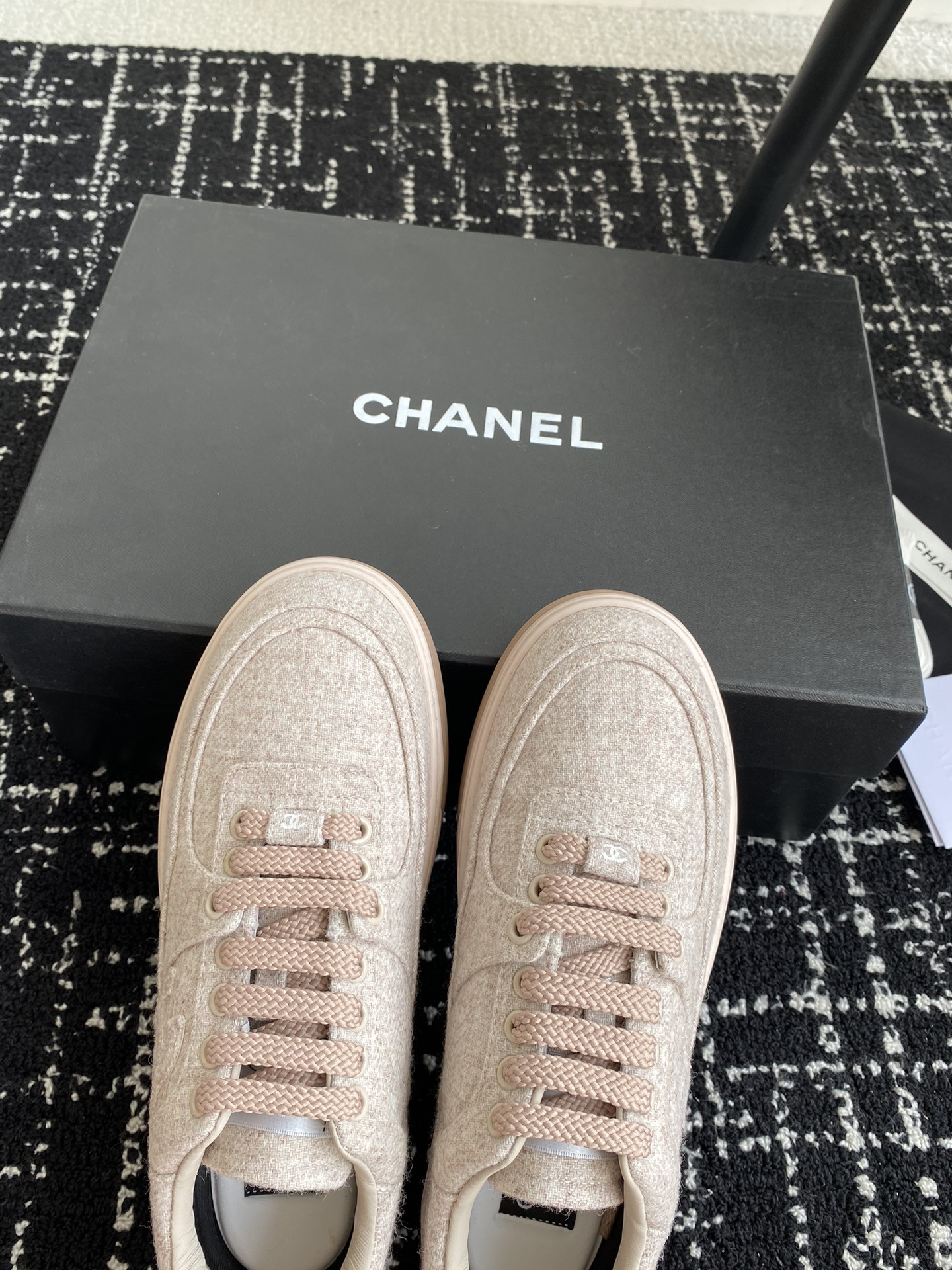 UA CHANEL SNEAKER