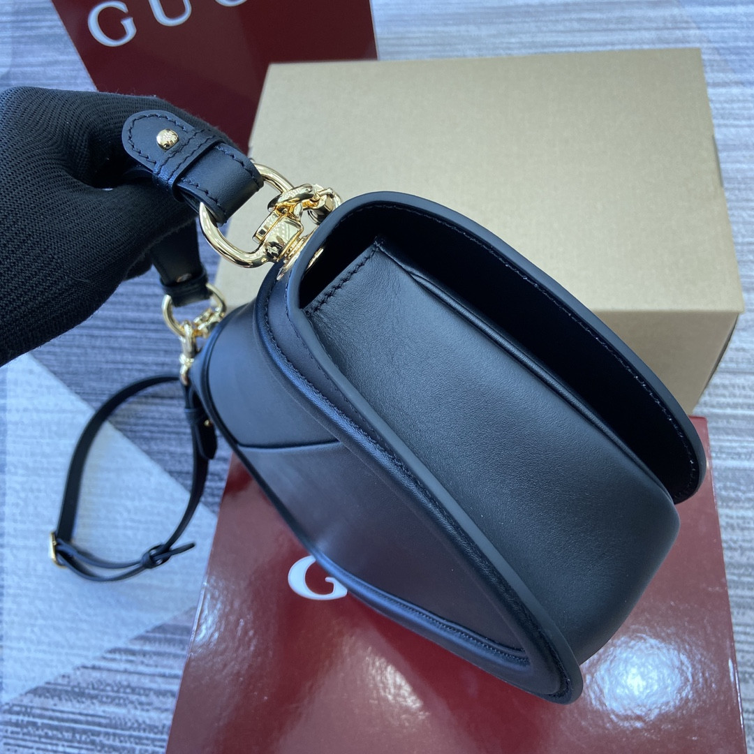 GUCCI BLONDIE Medium TOP HANDLE BAG 27x 17x 7cm