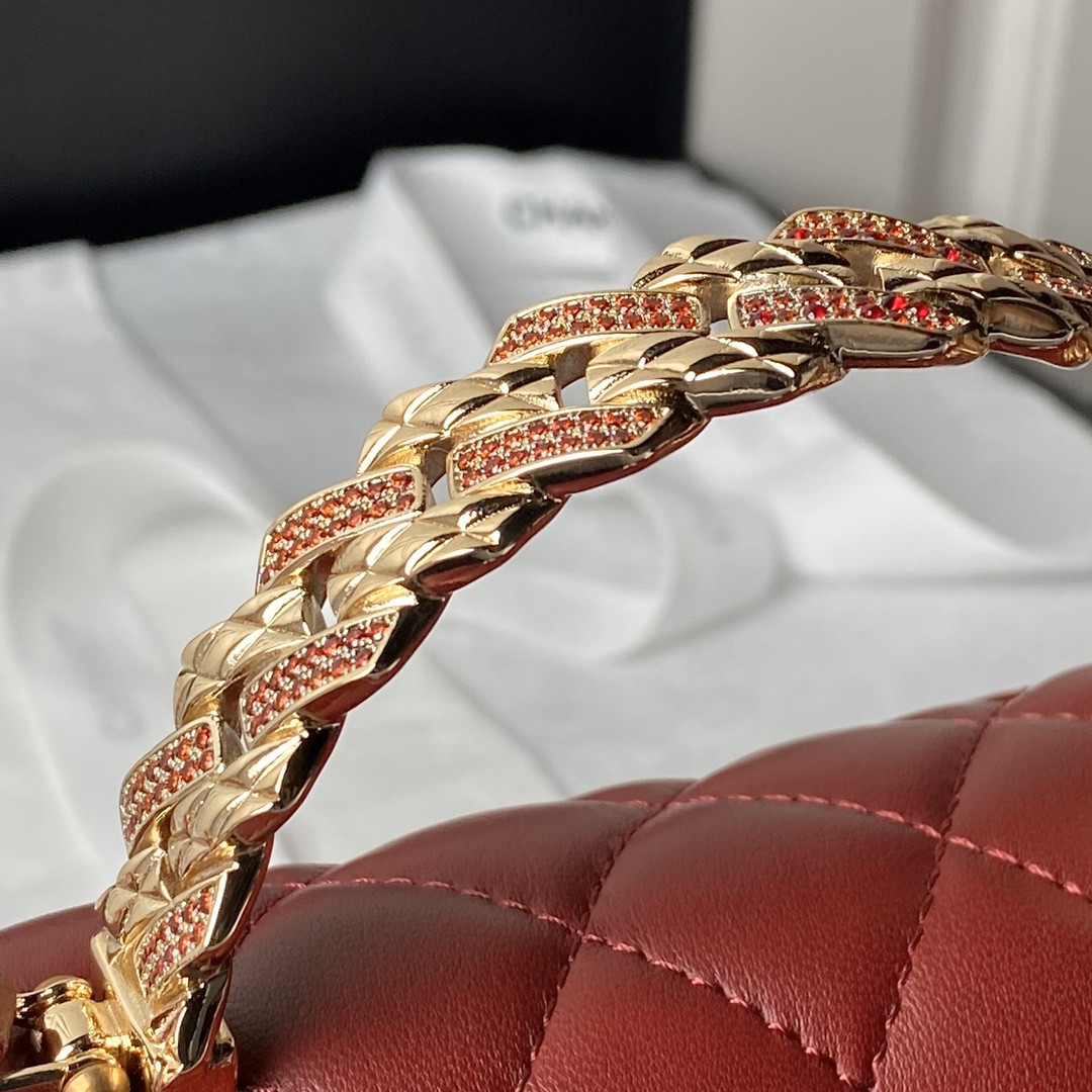 Chanel 24A Mini Classic Handbag 12 × 20 × 6 cm