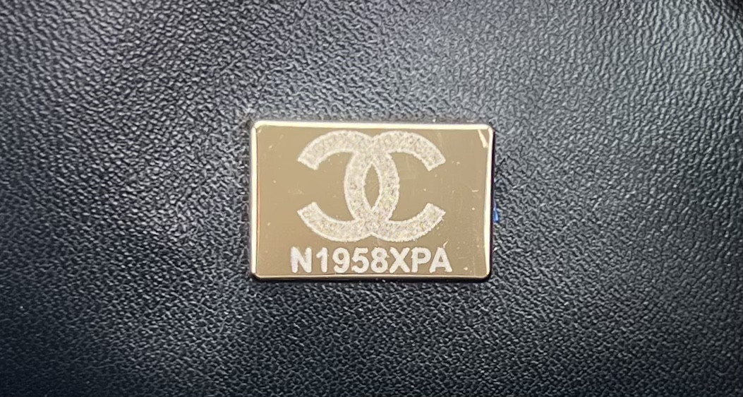 Chanel Classic Flap Bag 20cm