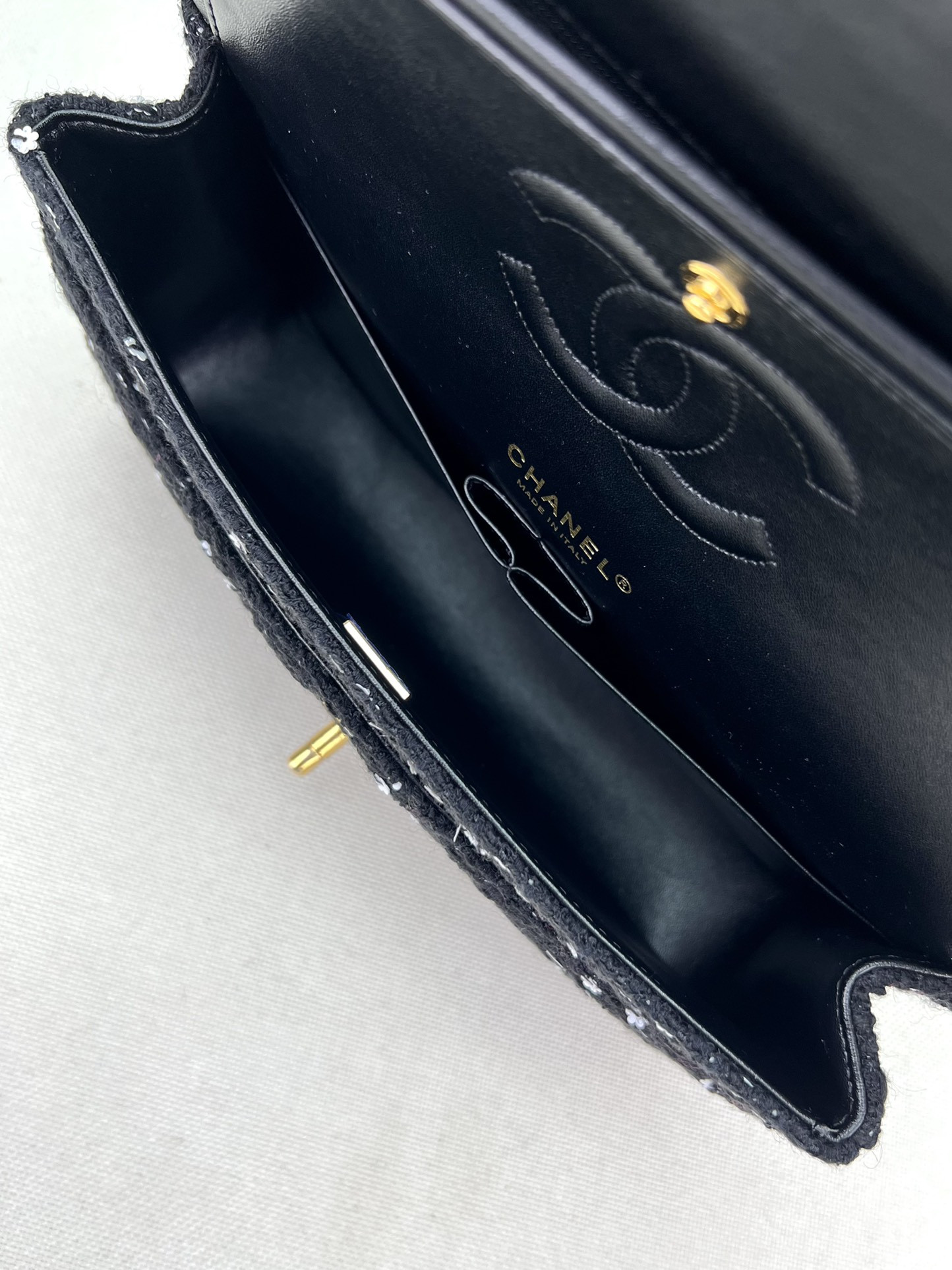 Chanel Classic Flap Bag 25cm